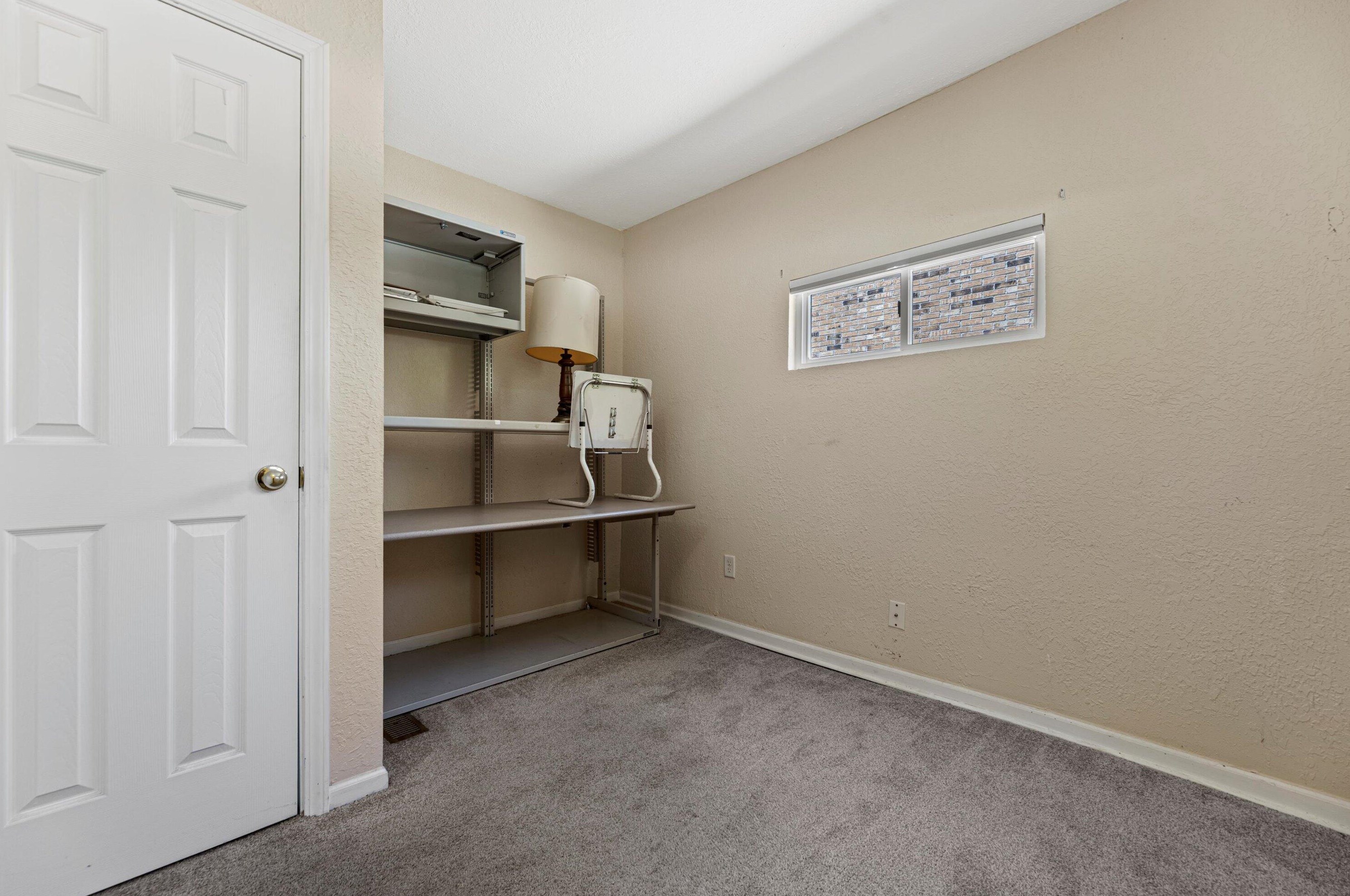 4261 97, Milwaukee WI 53228-2164 exterior