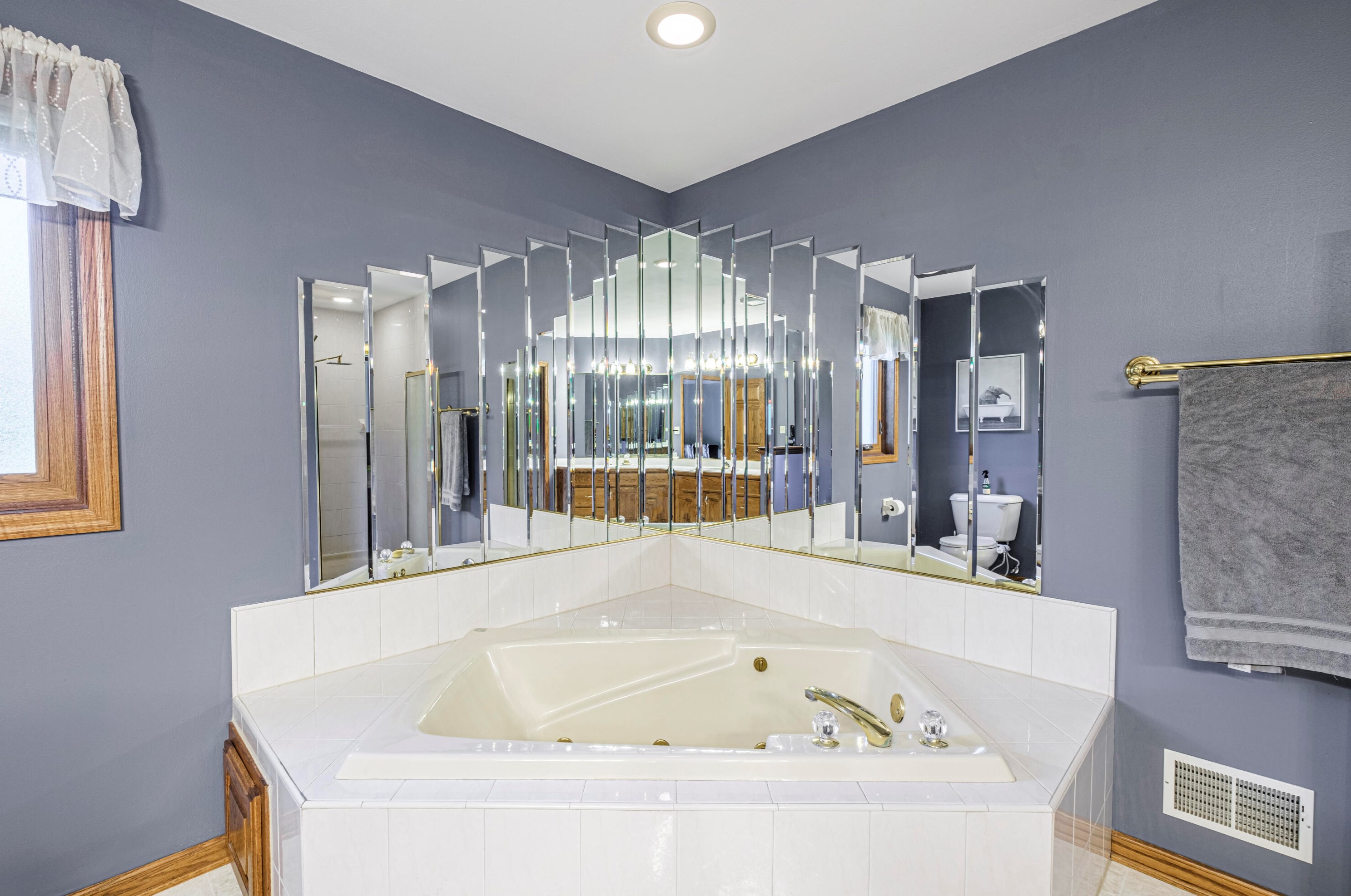 733 Charolais Dr, Slinger WI 53086-9313 exterior