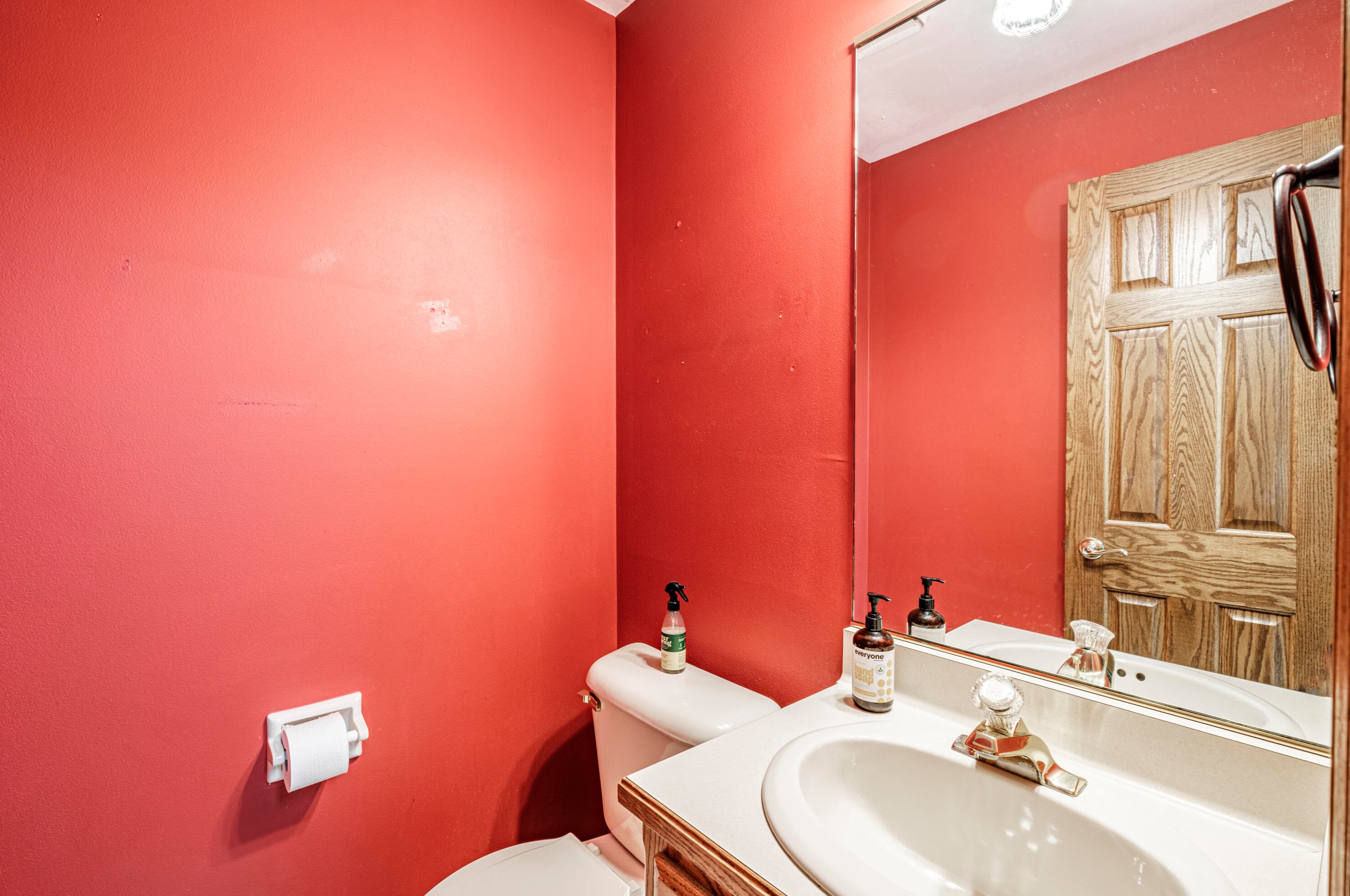 733 Charolais Dr, Slinger WI 53086-9313 exterior