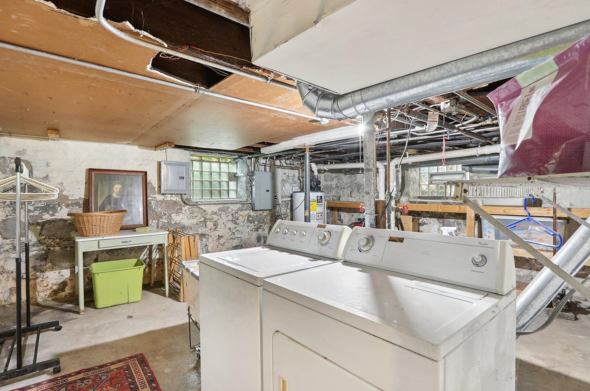 1019 Kewaunee St, Milwaukee WI 53202-2113 exterior