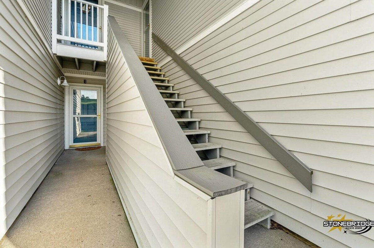 1449 Delavan Club Dr, Delavan WI  53115-3964 exterior