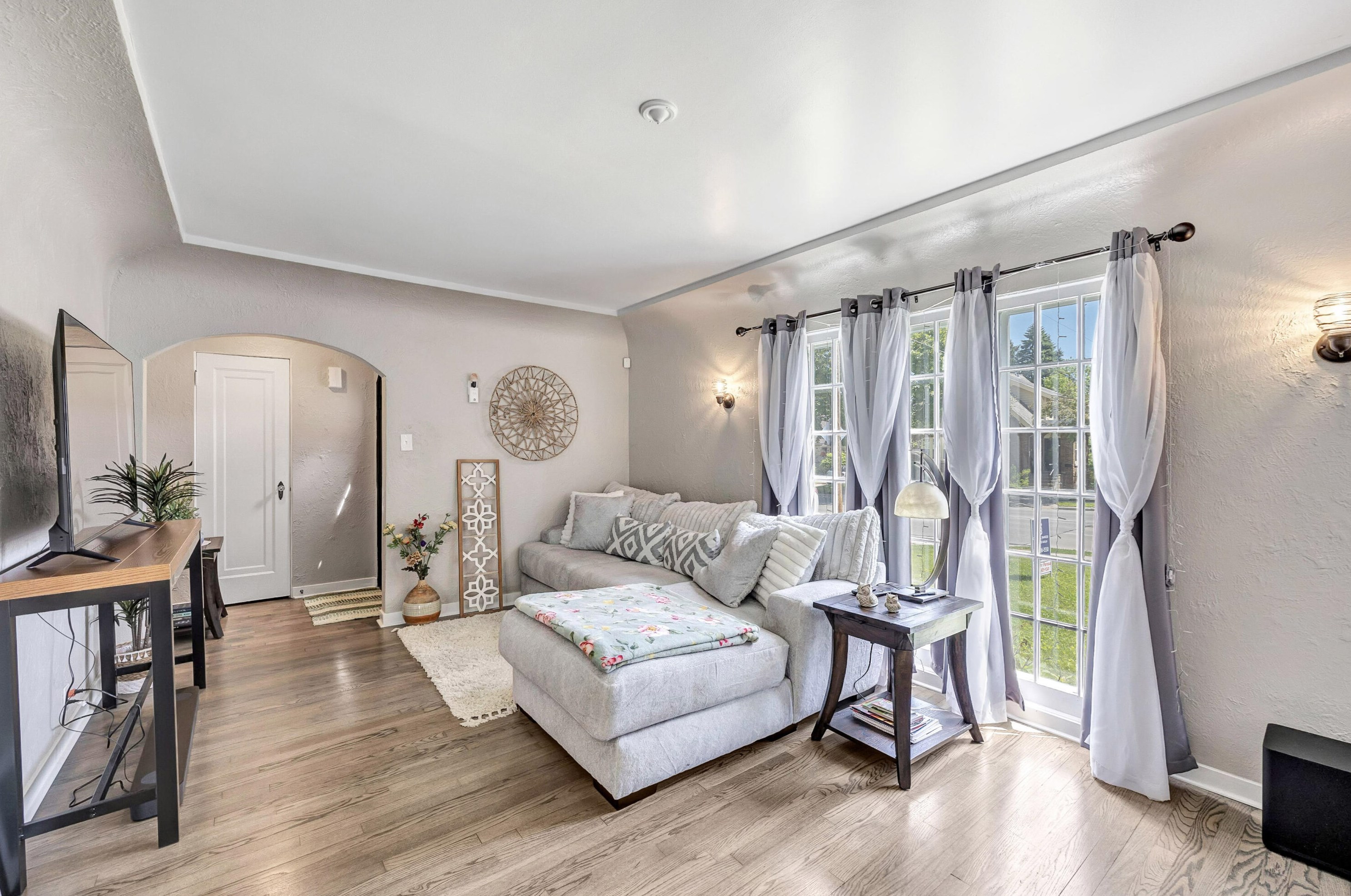 1108 8 St, Manitowoc WI 54220-2818 exterior