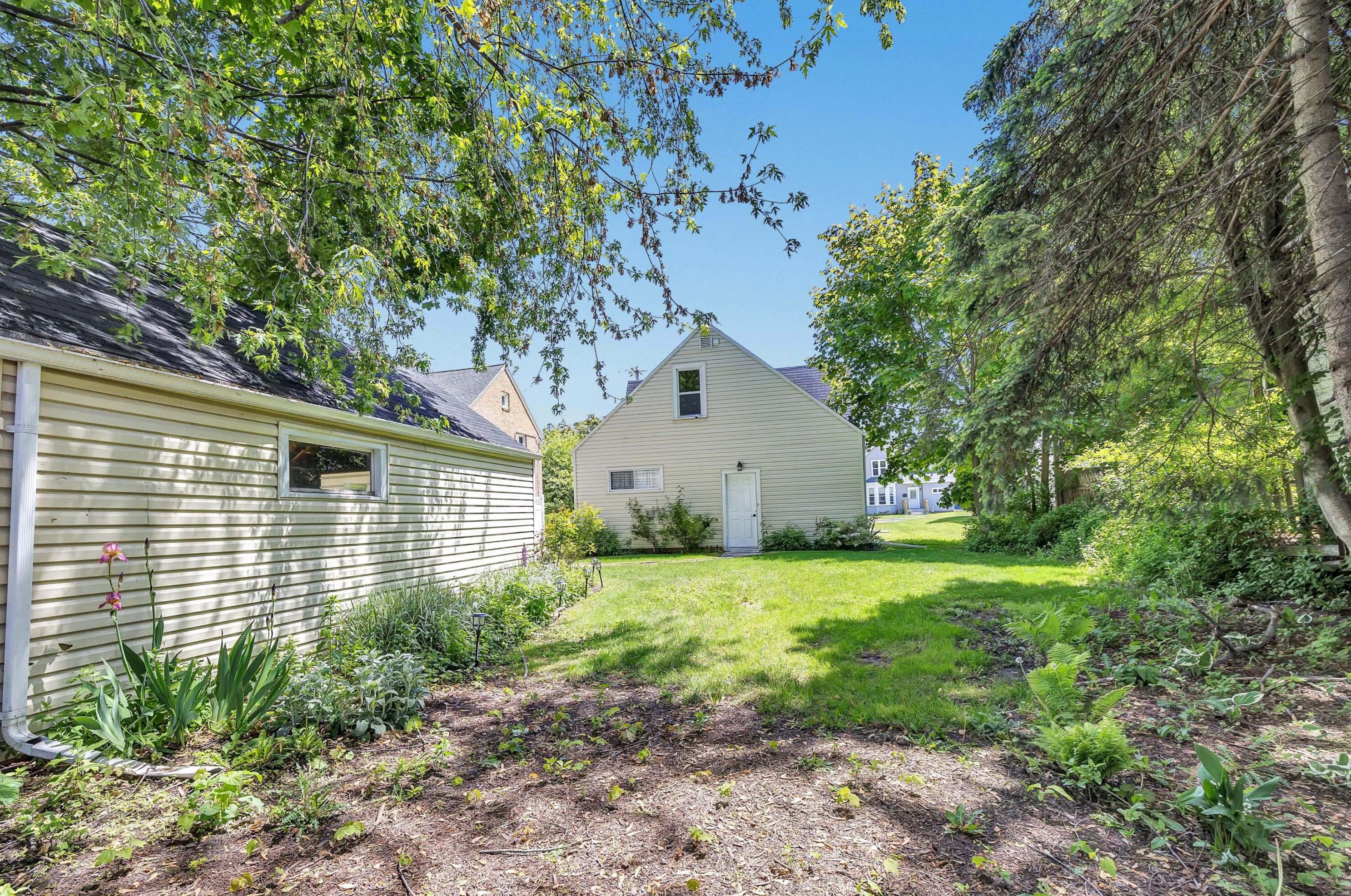 1108 8 St, Manitowoc WI 54220-2818 exterior