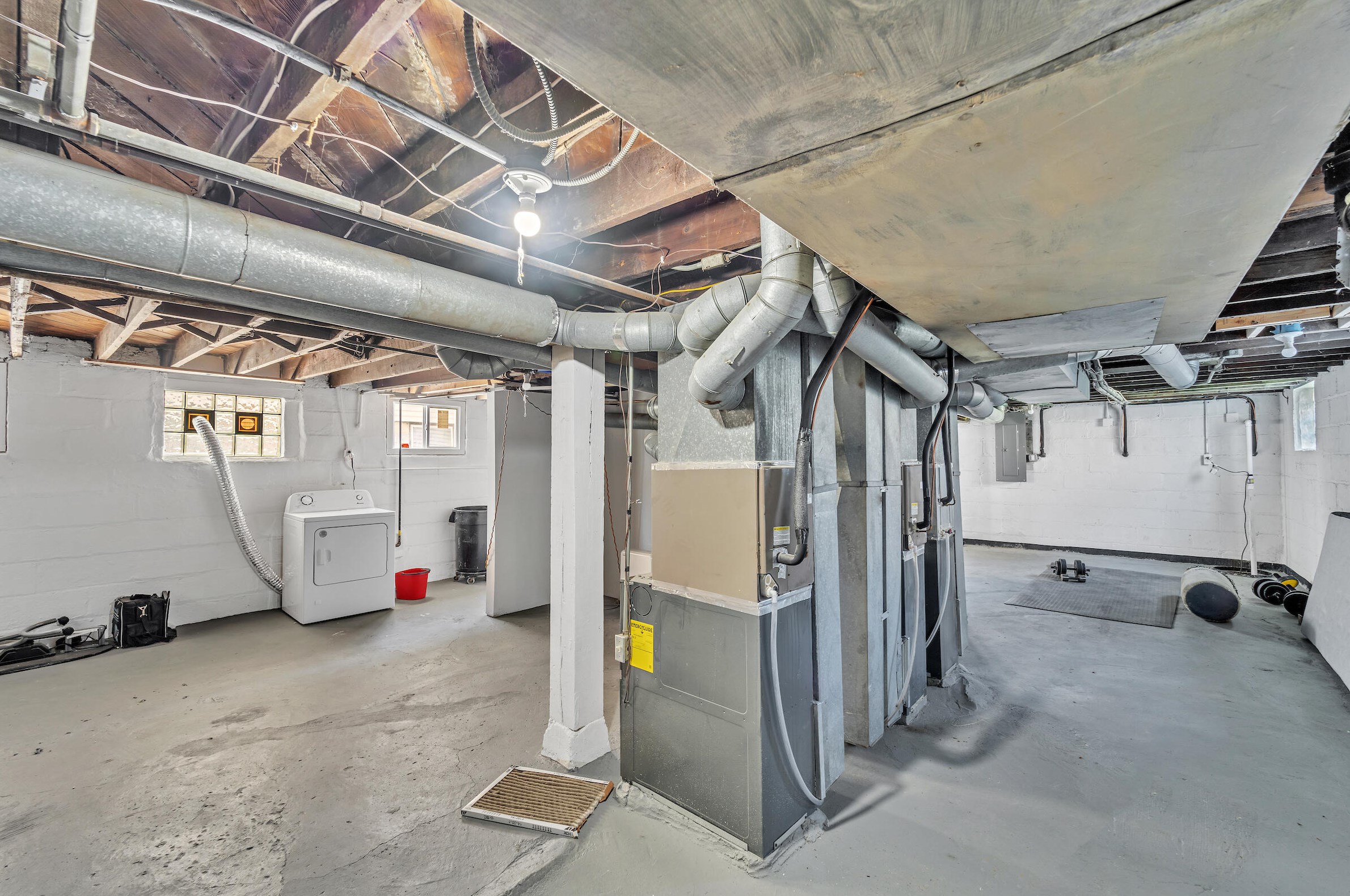 1639 79, Milwaukee WI 53219-1718 exterior