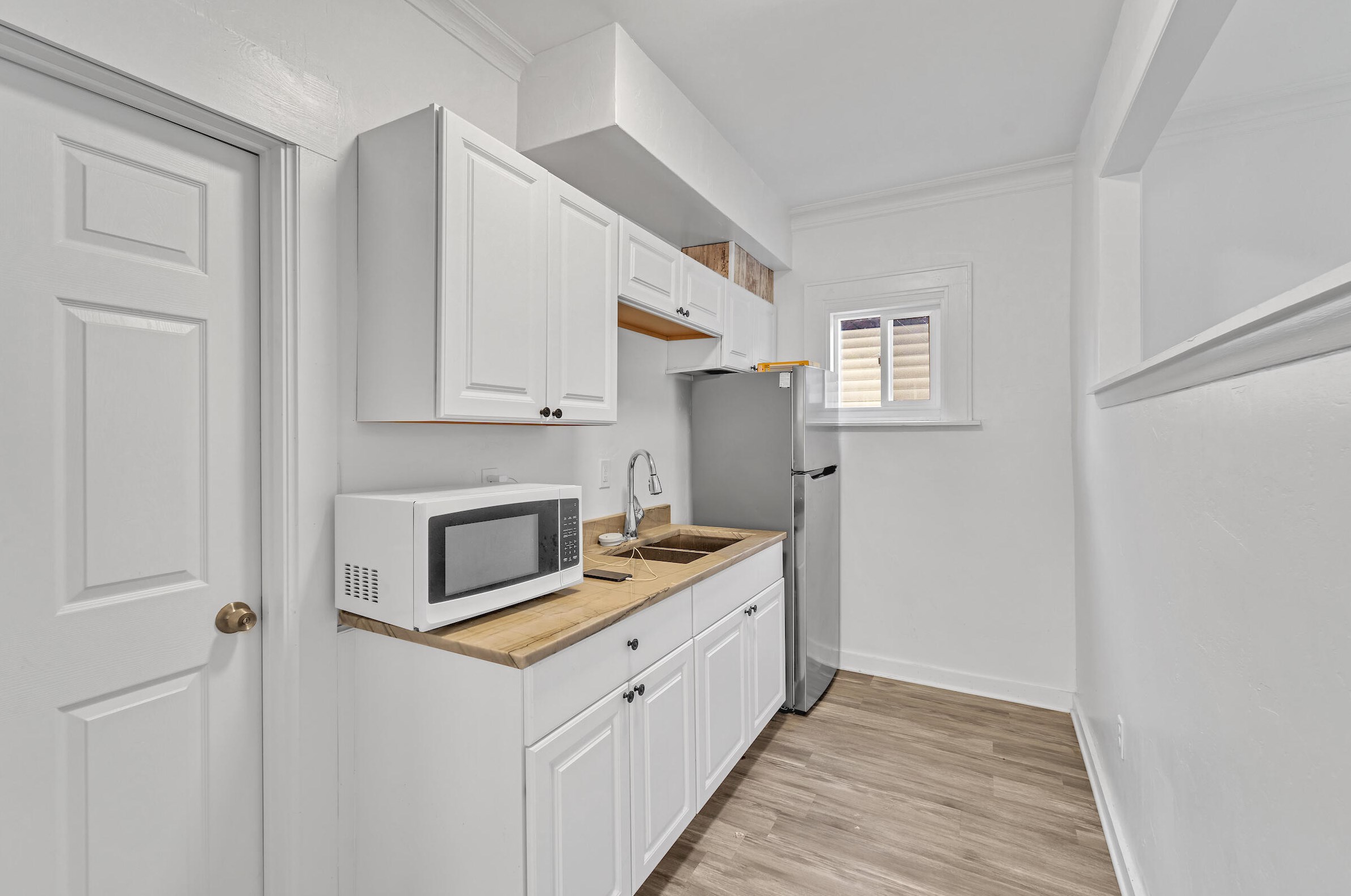 1639 79, Milwaukee WI 53219-1718 exterior