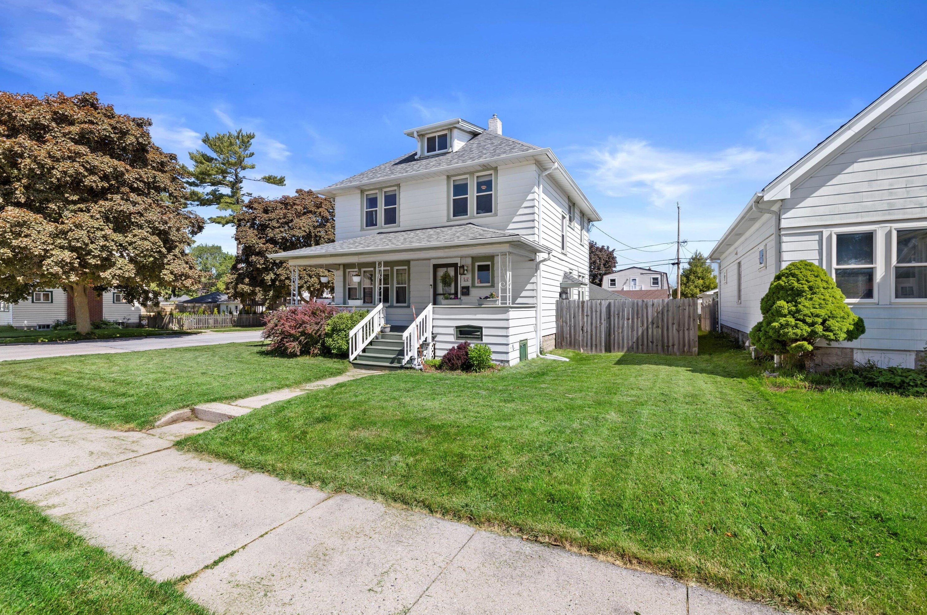 626 Madison Ave, South Milwaukee, WI 53172-2706