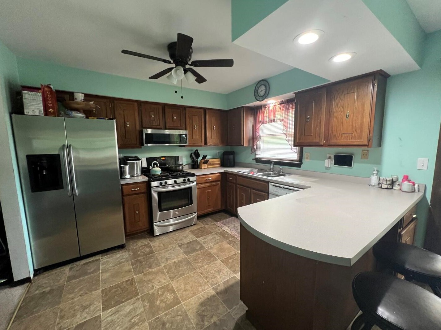 6936 90th St, Milwaukee WI  53224-4705 exterior