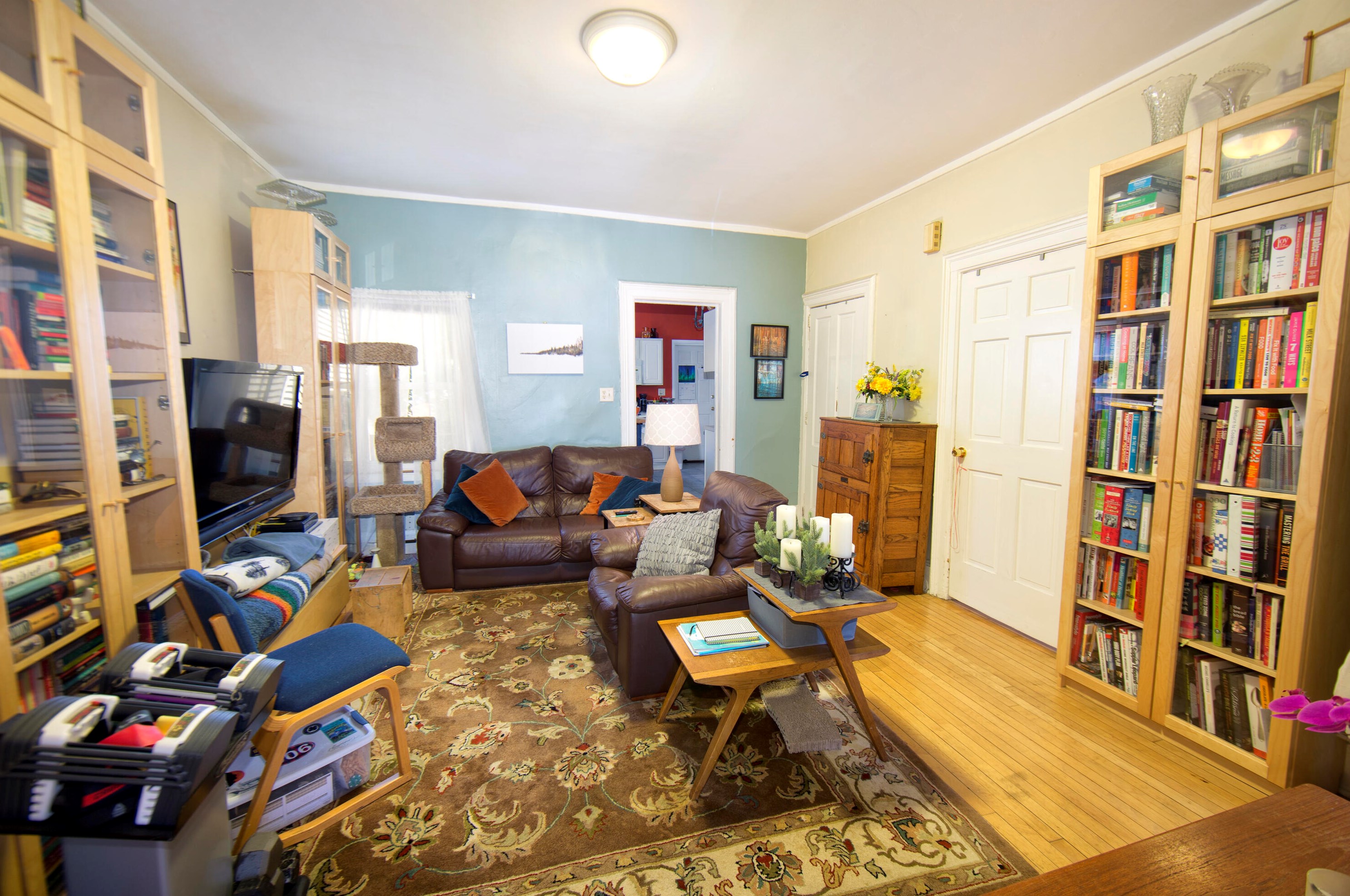 812 Kewaunee St, Milwaukee WI 53202-2020 exterior