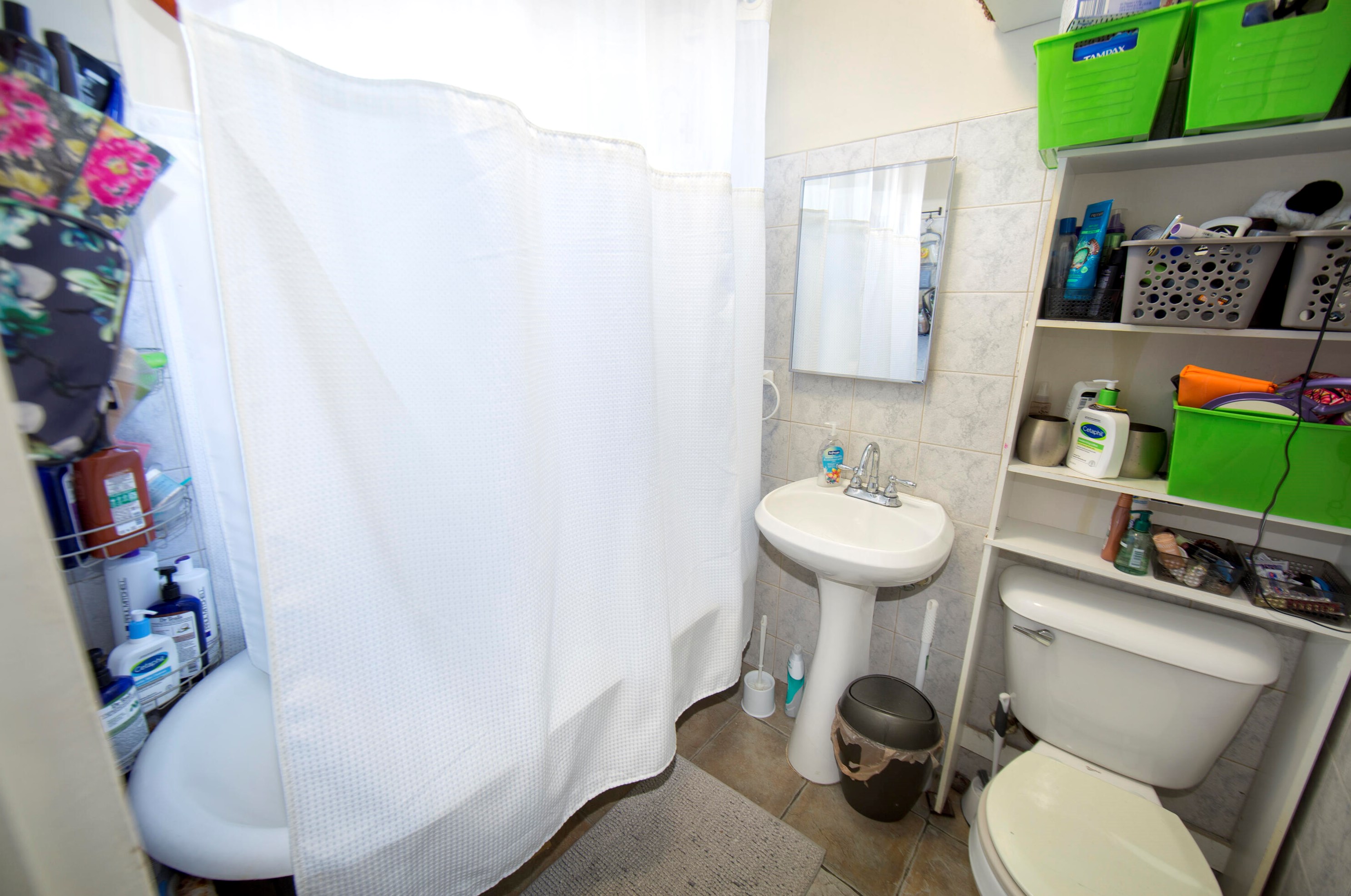 812 Kewaunee St, Milwaukee WI 53202-2020 exterior