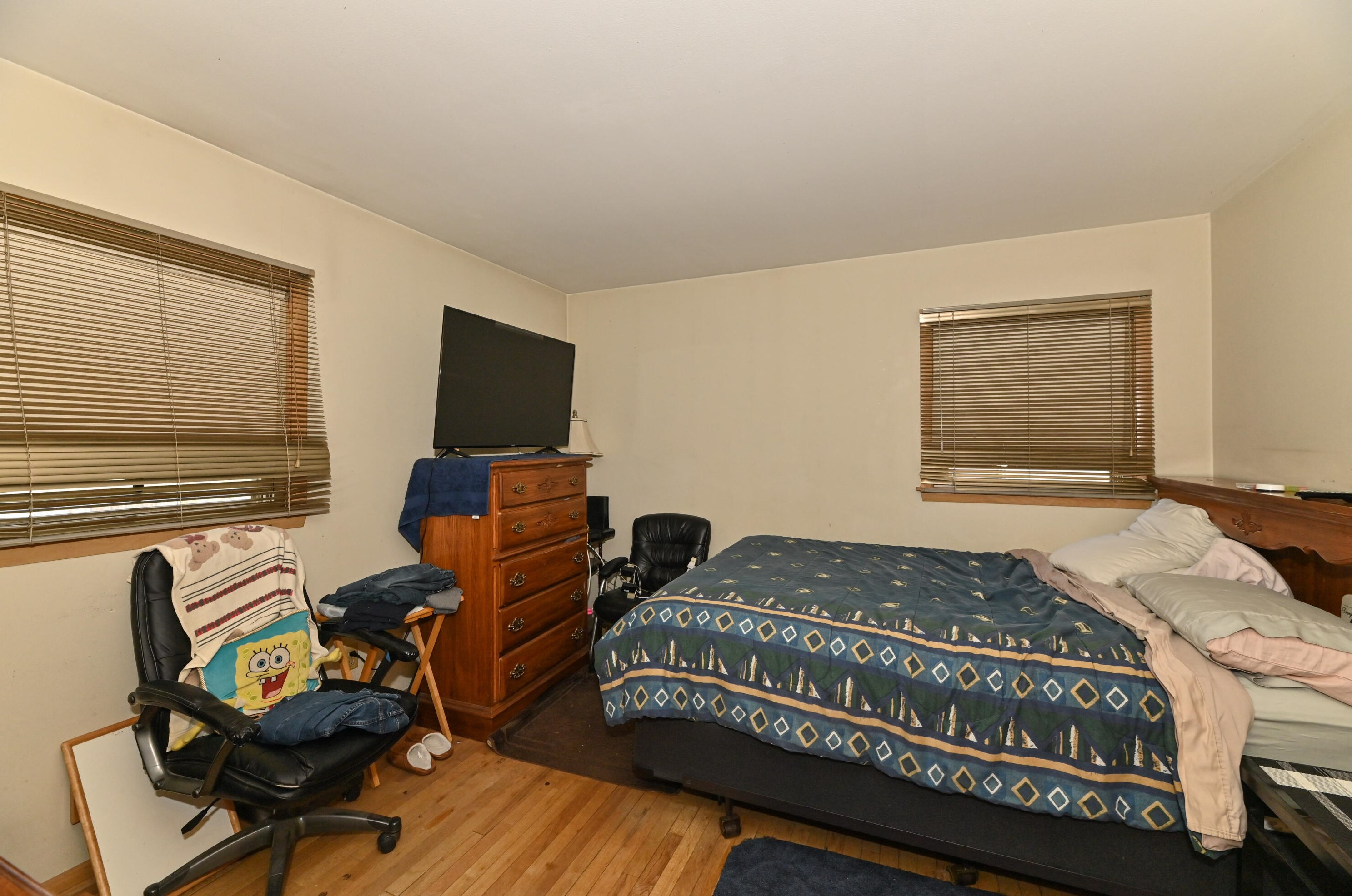 236 Ohio St, Racine WI 53405-3931 exterior