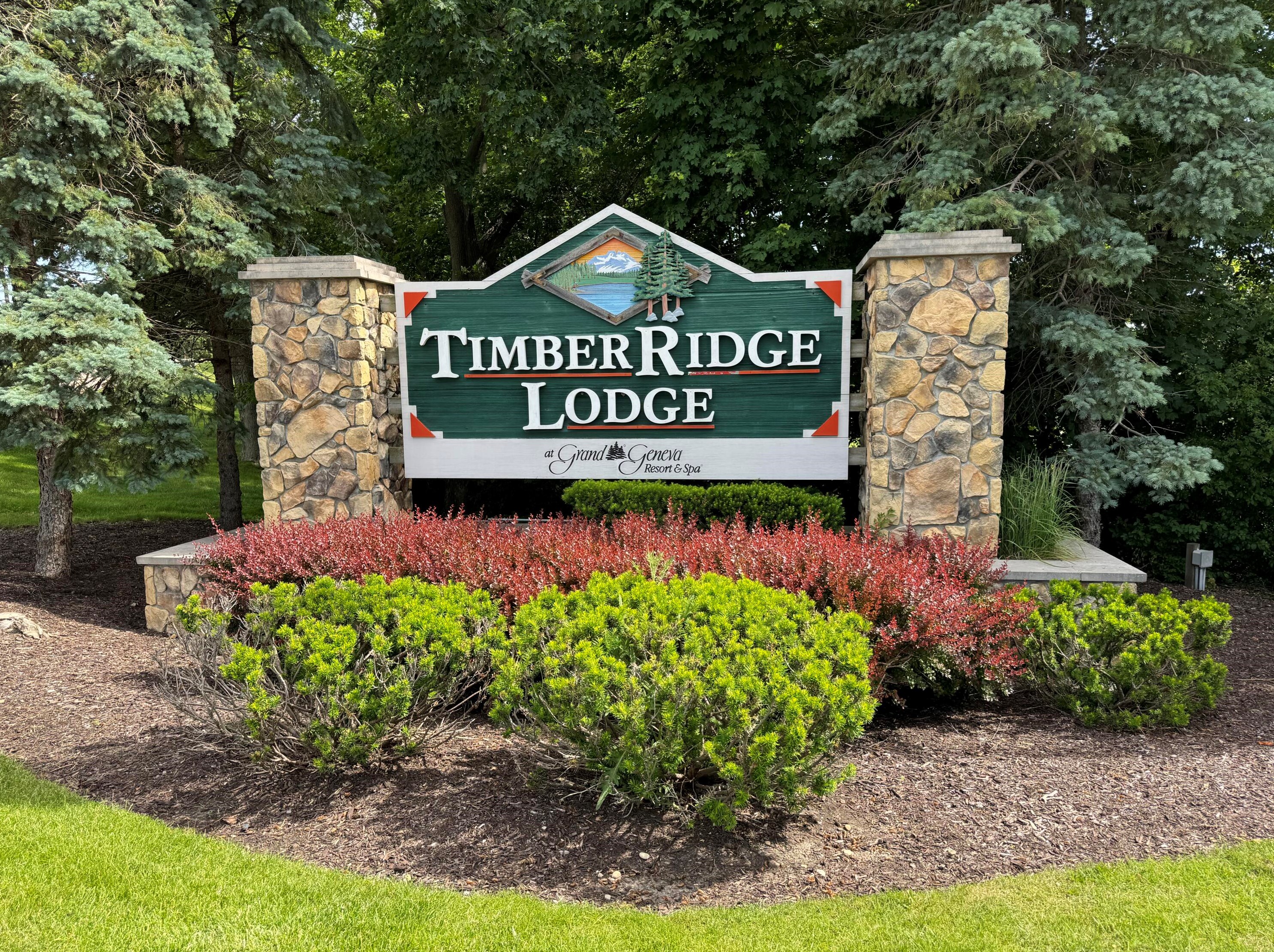 7020 Grand Geneva Way, Lake Geneva, WI 53147-5105