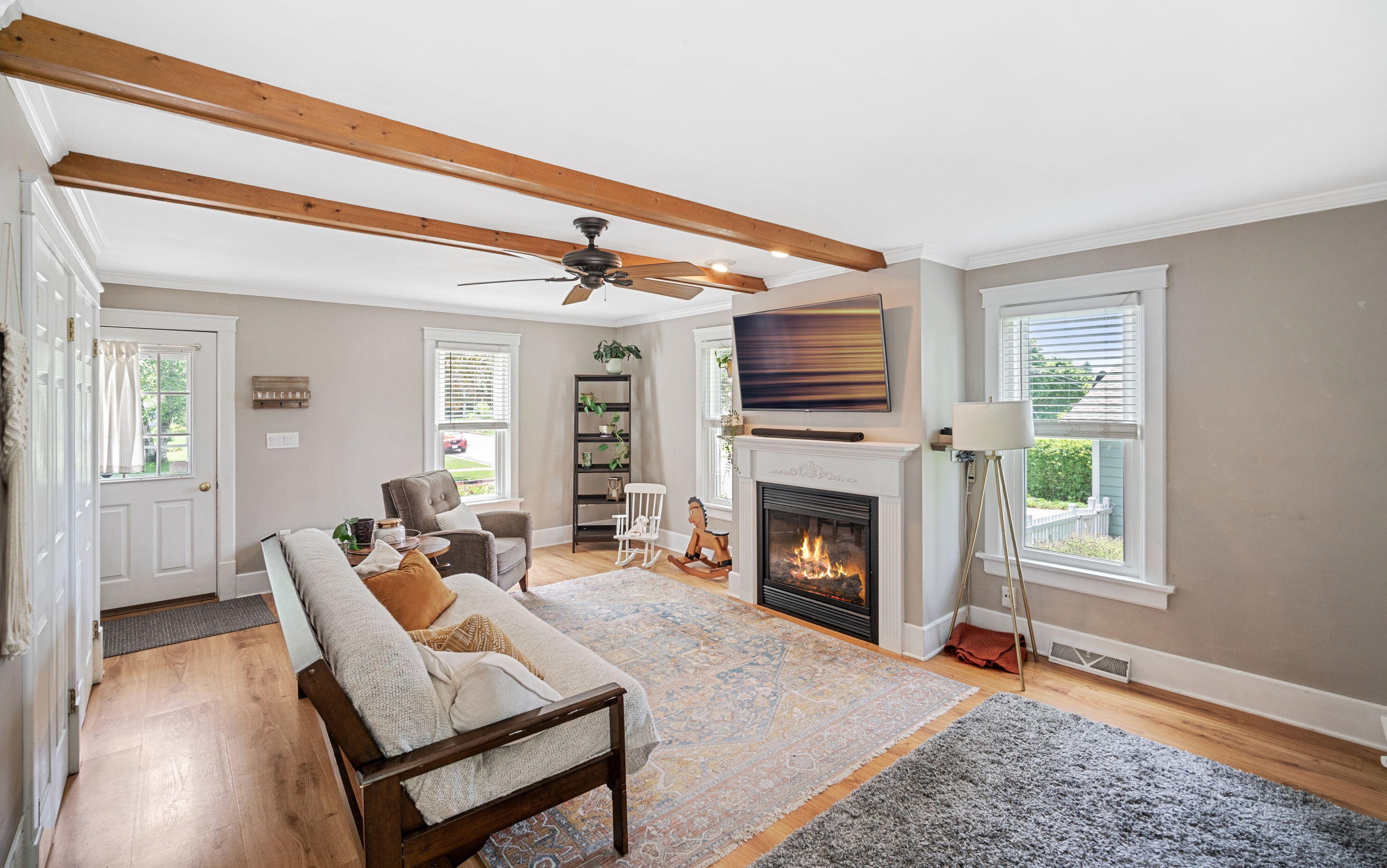 1002 Maple St, Grafton, WI 53024