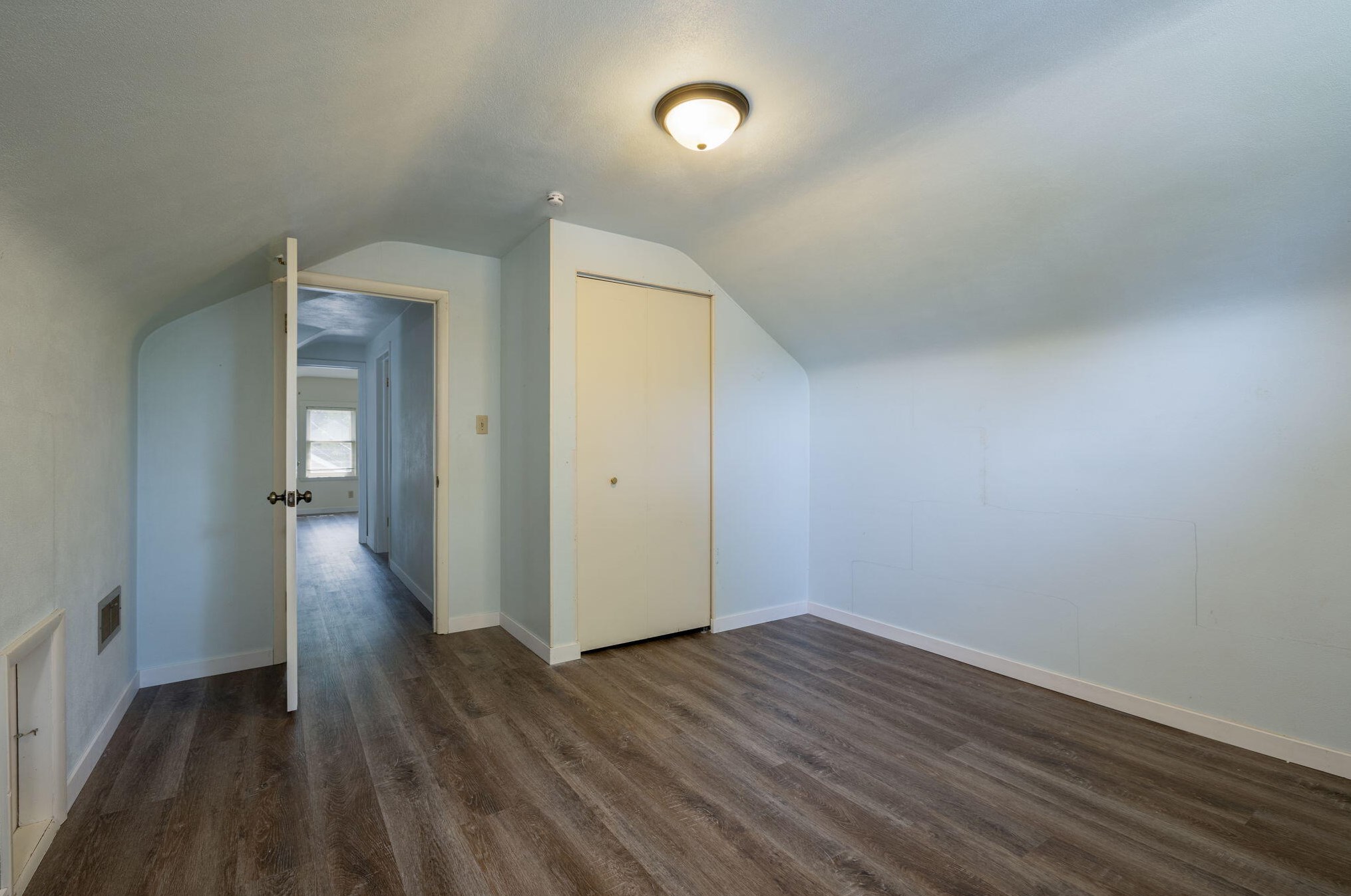 355 21st St, La Crosse WI  54601-5083 exterior