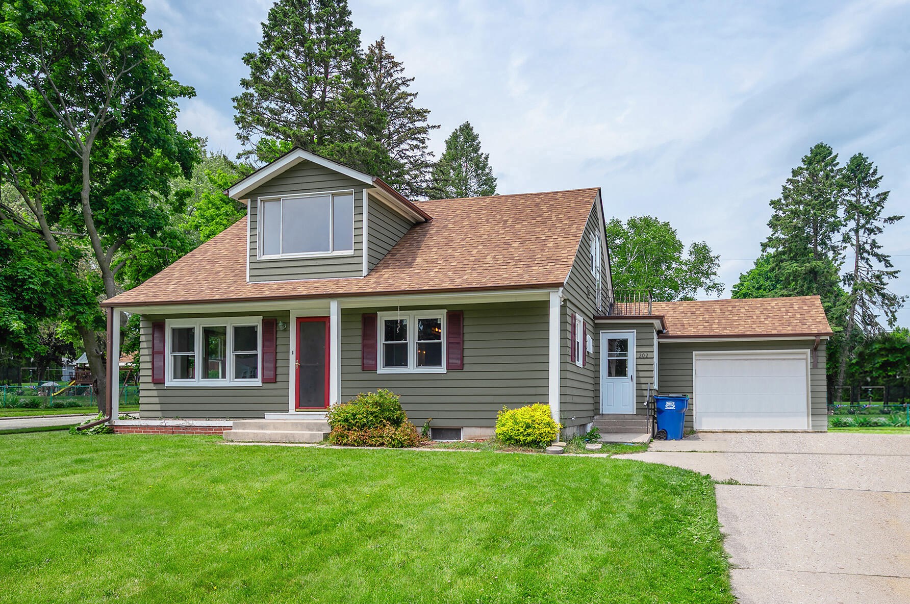 202 E Whitefish Rd, Port Washington, WI 53074