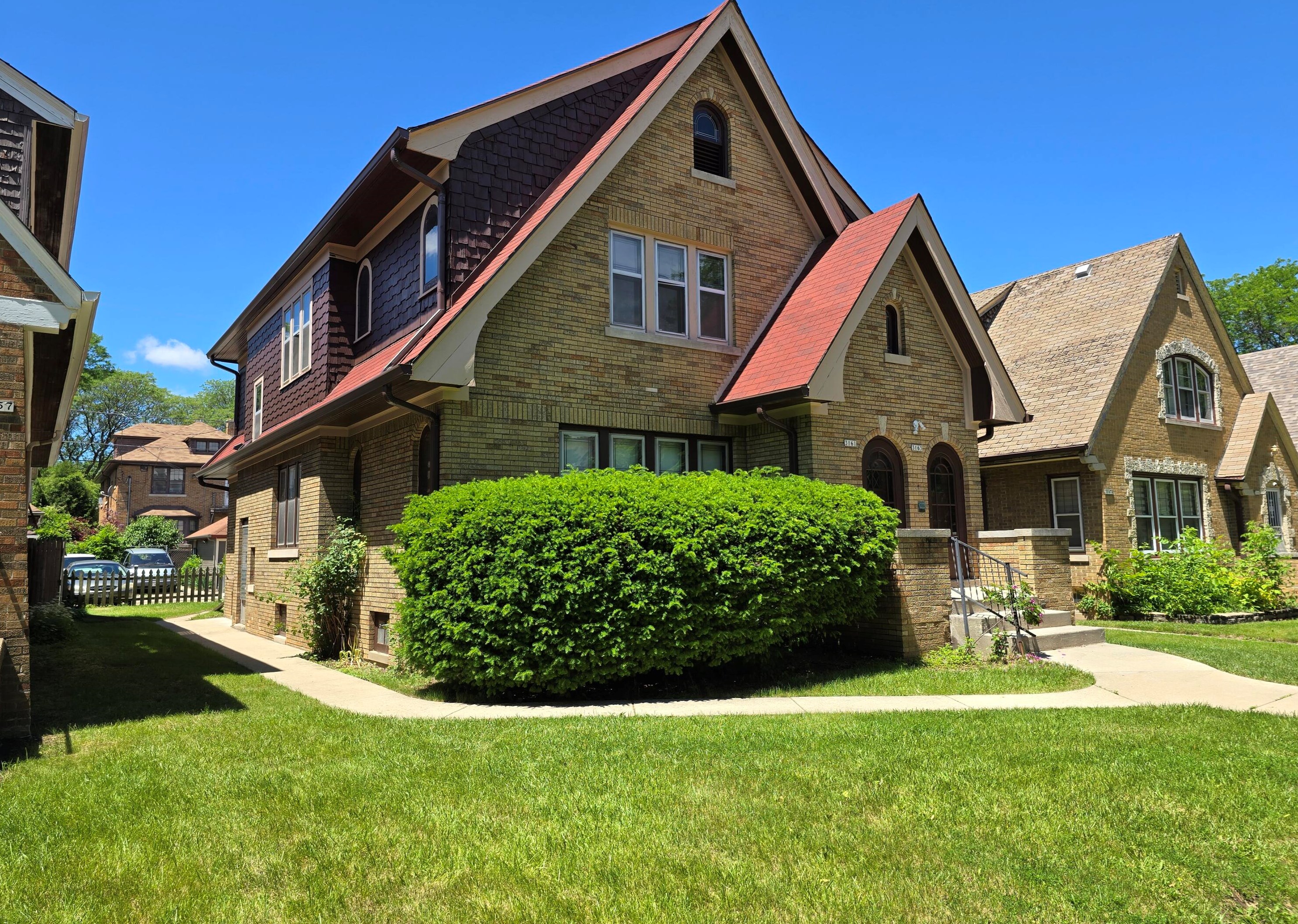 3161 53rd St, Milwaukee WI  53219-4521 exterior