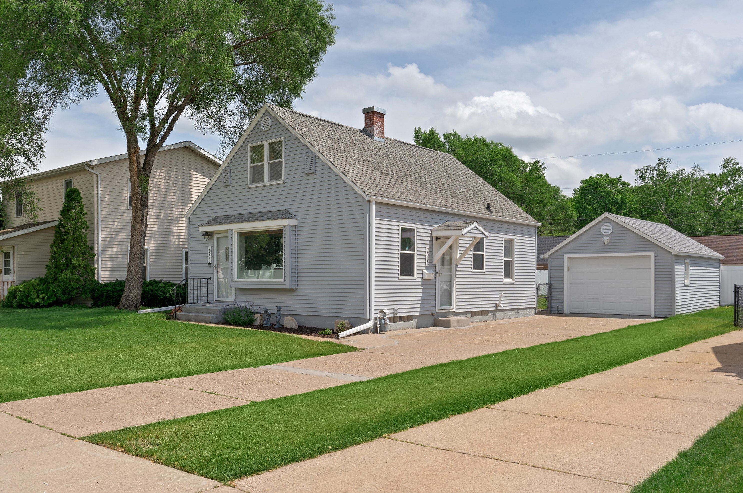 2533 26th St, La Crosse, WI 54601