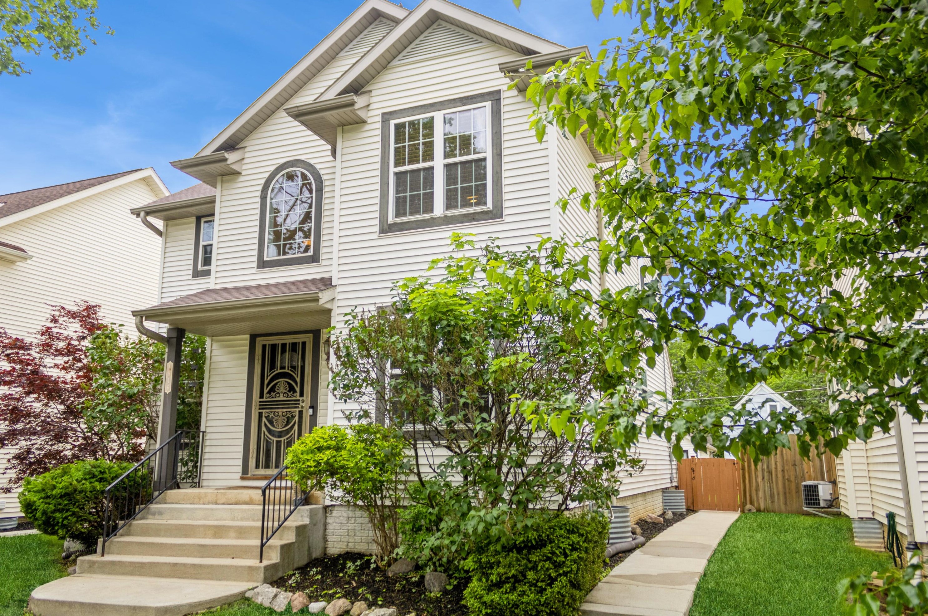 1816 19th St, Milwaukee WI  53204-3127 exterior