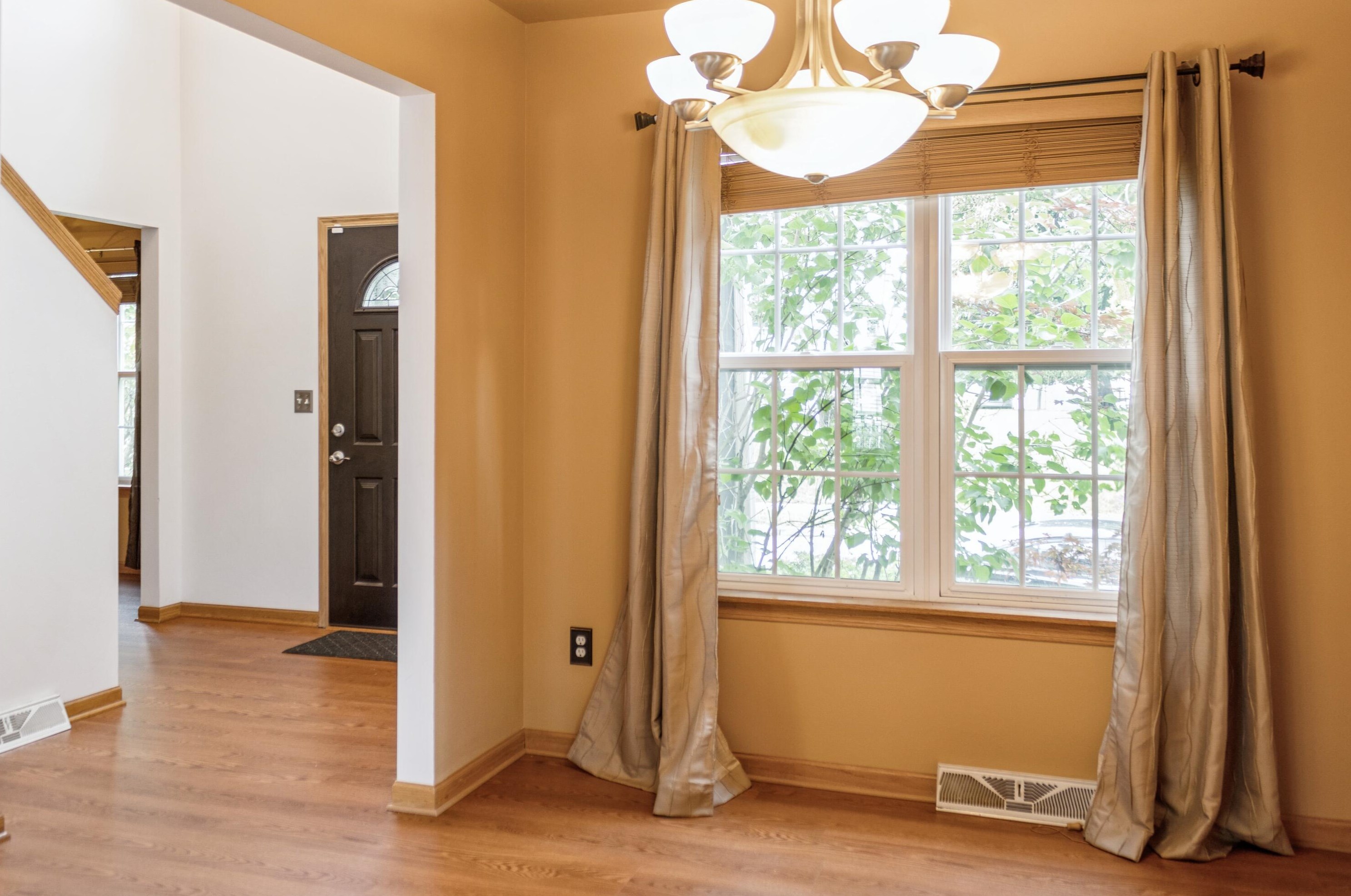 1816 19th St, Milwaukee WI  53204-3127 exterior