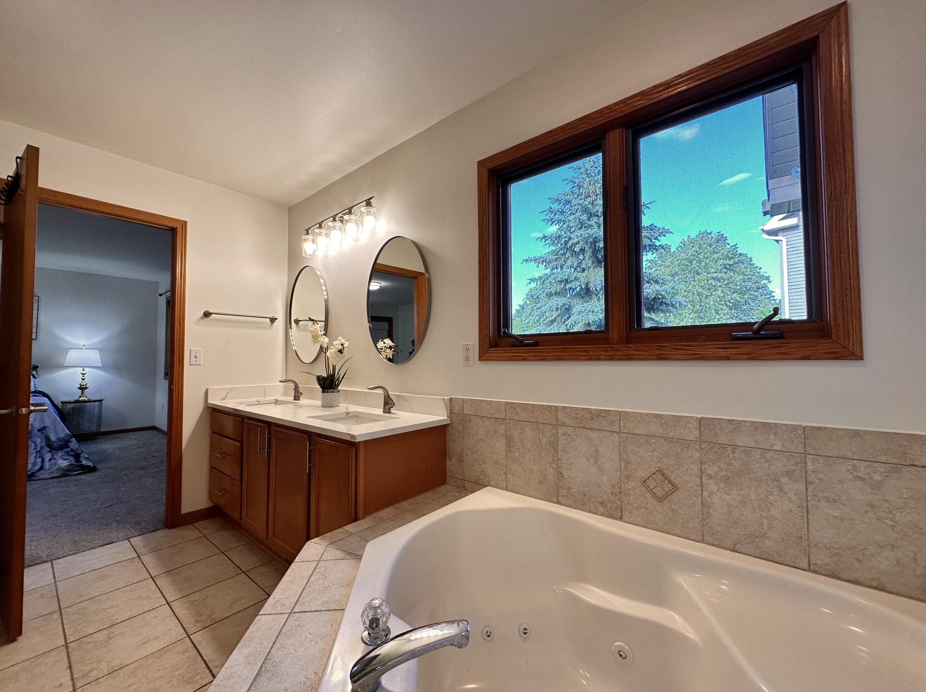 10226 80th St, Kenosha WI 53158-2054 exterior