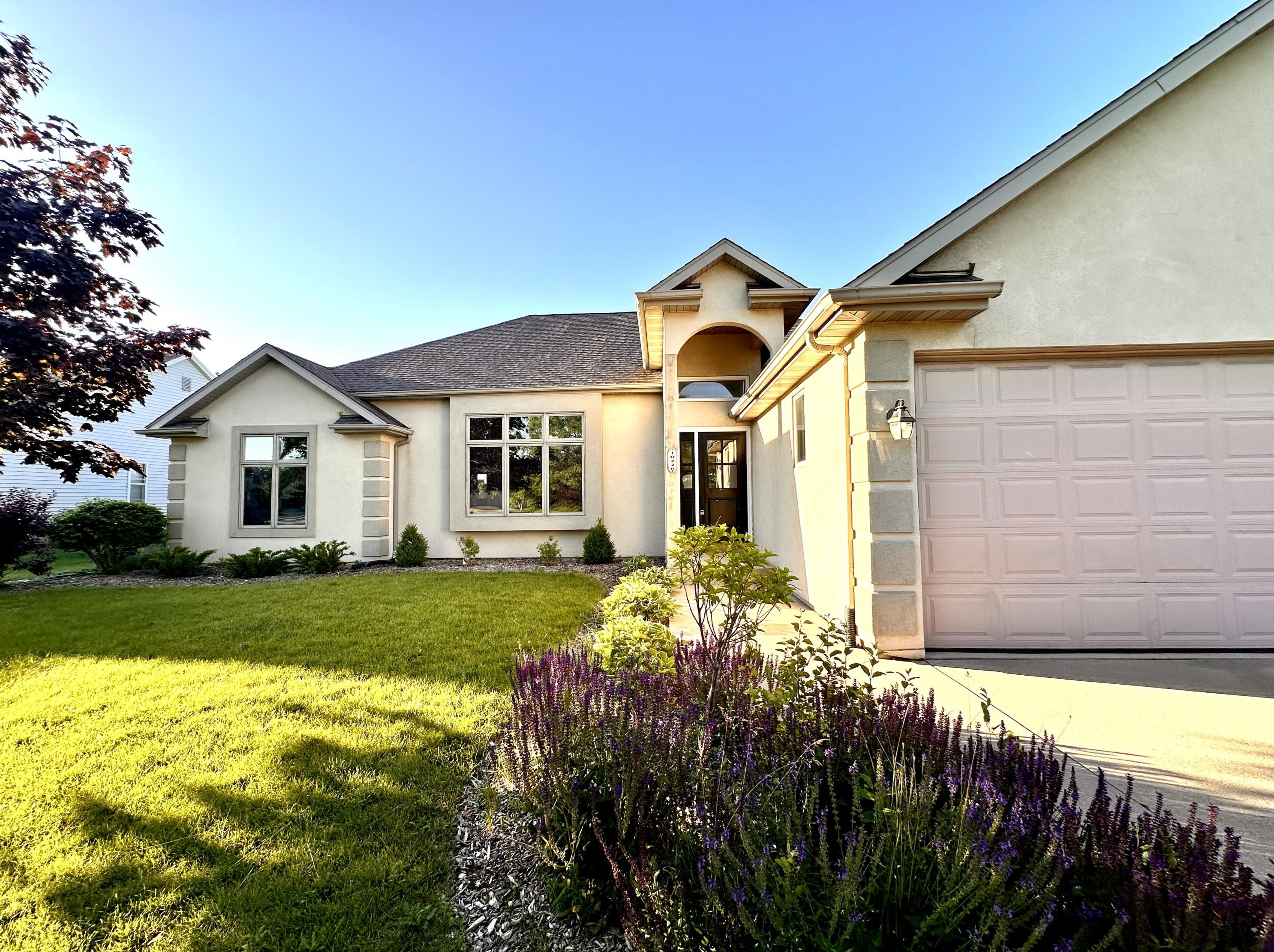 10226 80th St, Kenosha WI 53158-2054 exterior