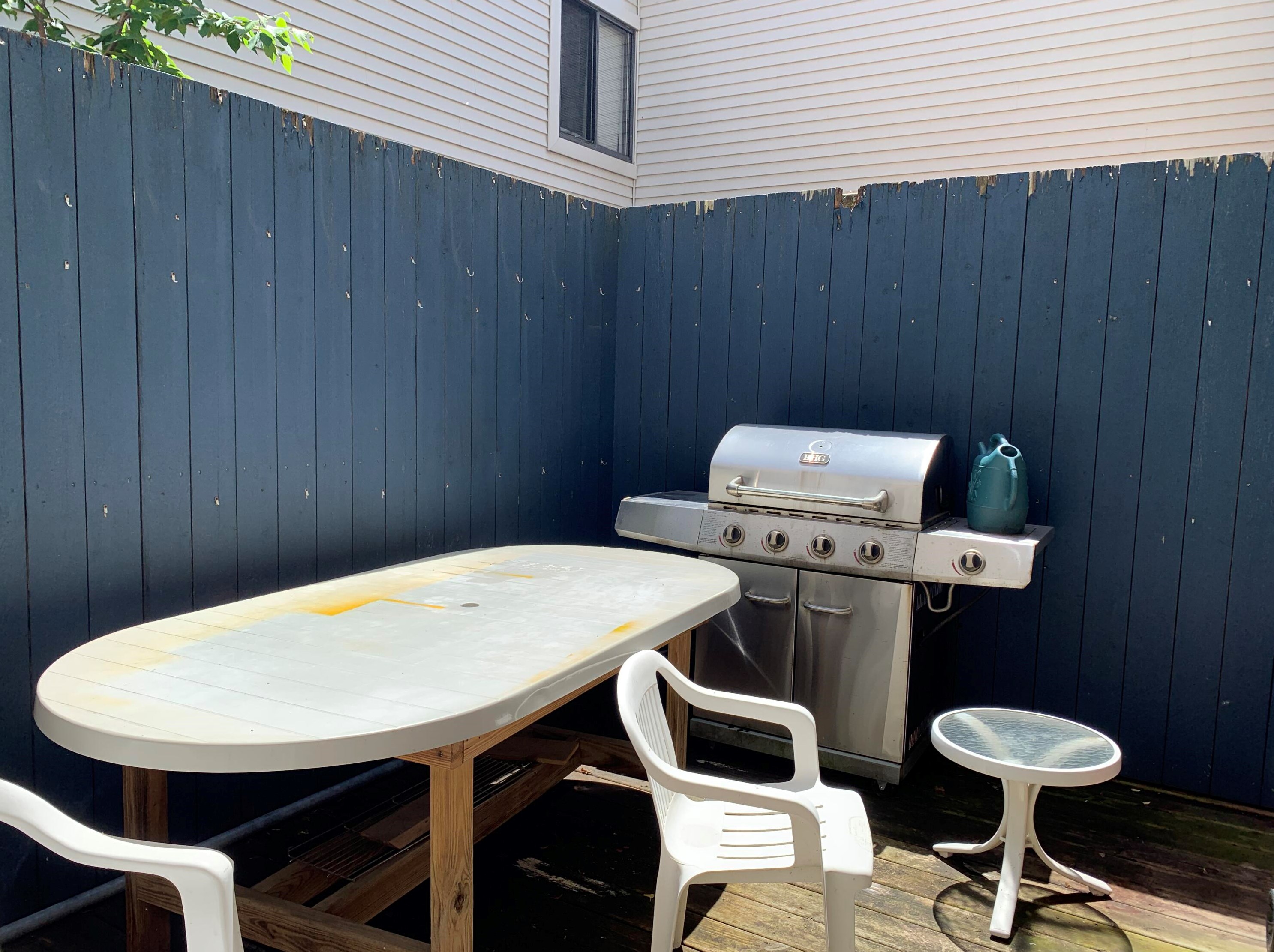 8311 107th St, Milwaukee WI  53224-2506 exterior