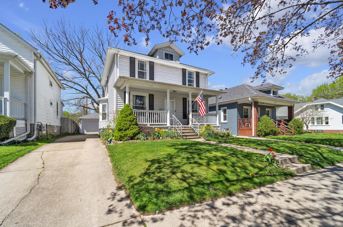 422 West Blvd, Racine, WI 53405-2147