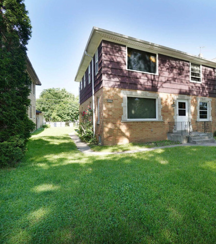 3047 45th St, Milwaukee WI 53210-1718 exterior