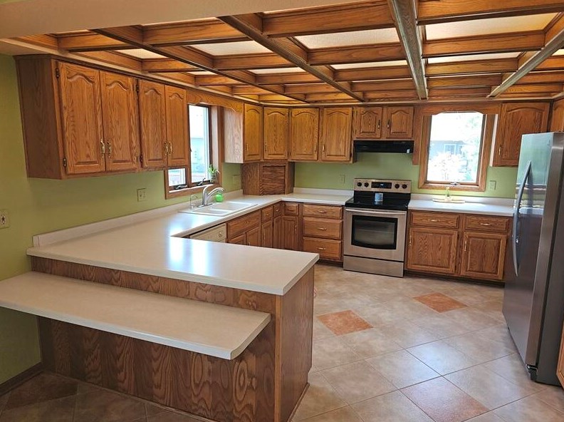 173 Tower Dr, Kohler, WI 53044-1232