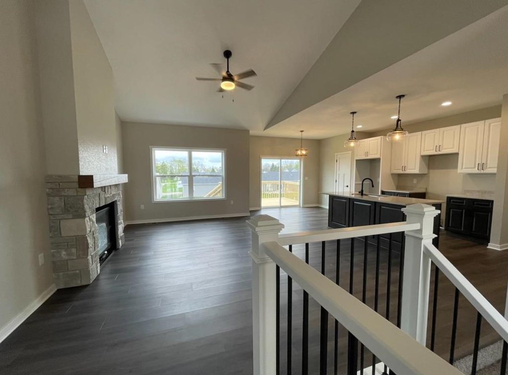 108 River Ct, Theresa, WI 53091