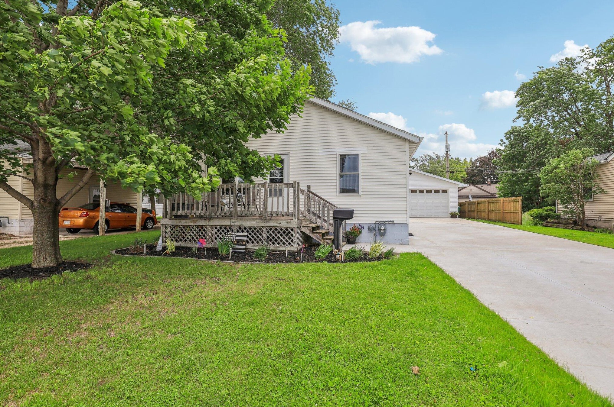 301 Weis Ave, Fond Du Lac, WI 54935-2665
