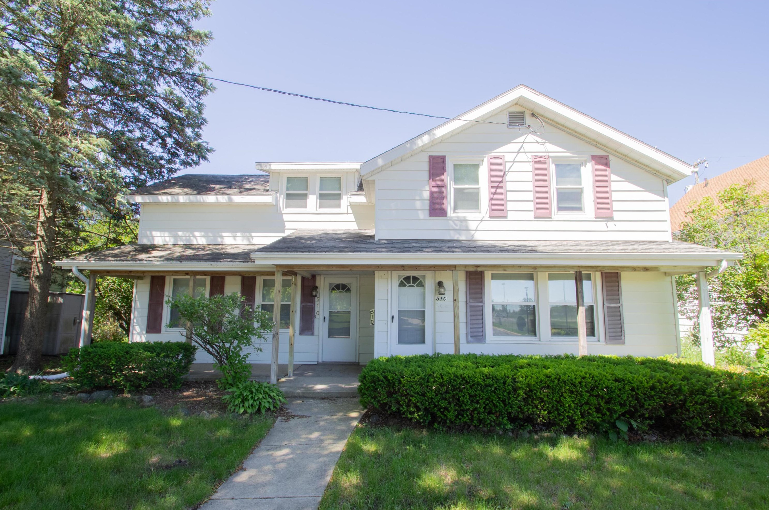 510 College Ave, Watertown, WI 53094