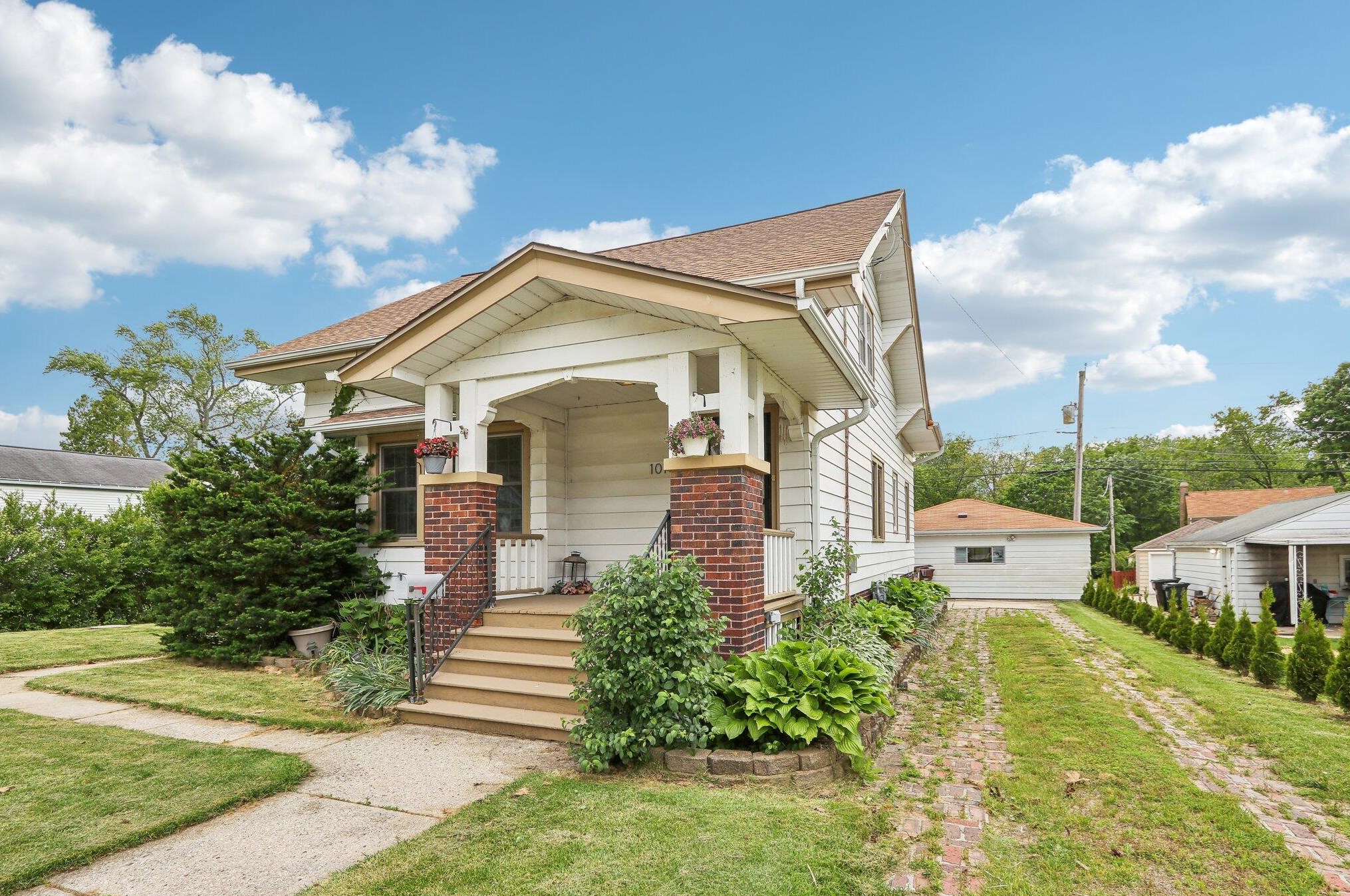 1010 N Chicago Ave, South Milwaukee, WI 53172