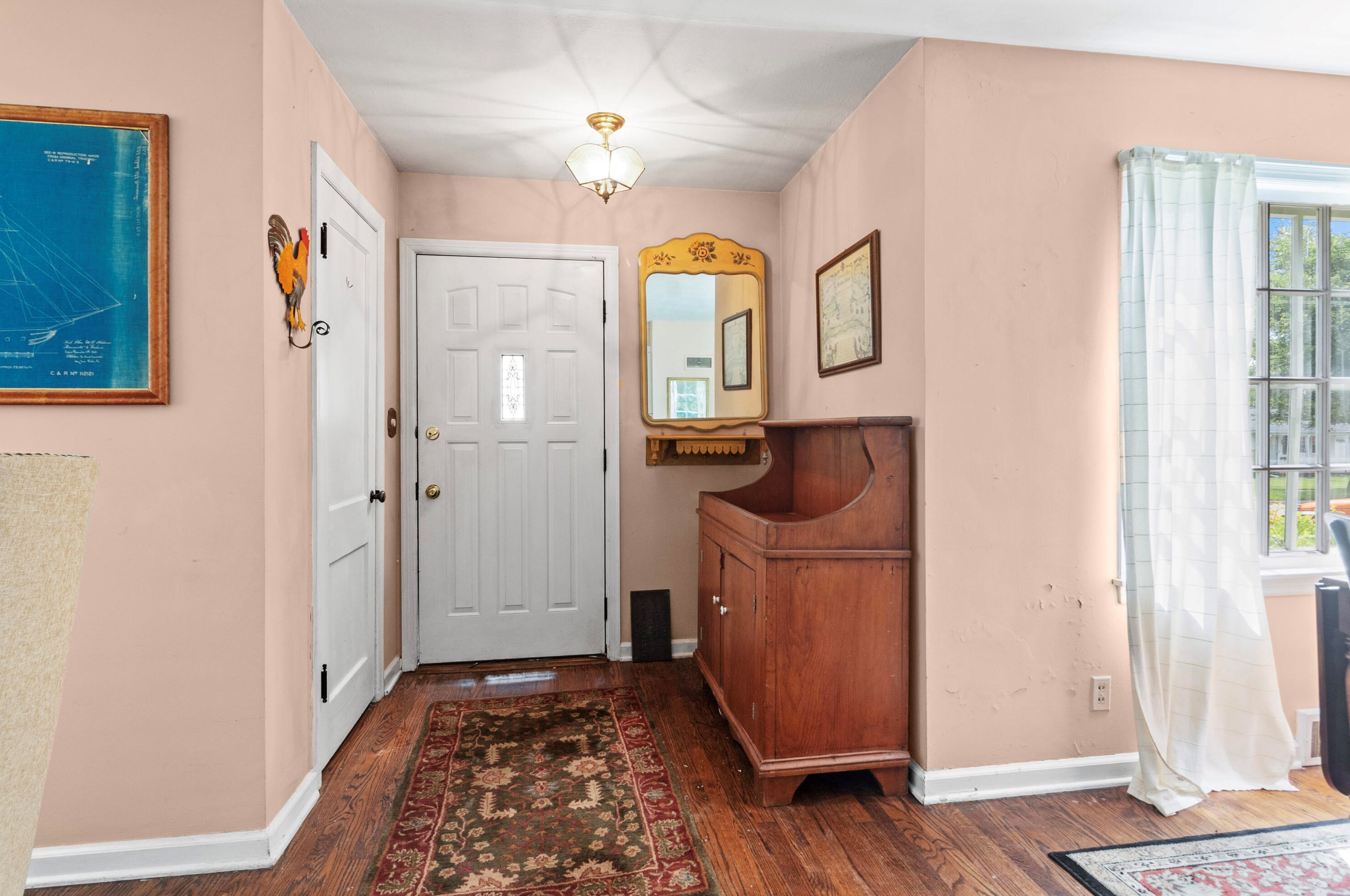 926 Clover St, Lake Geneva, WI 53147-1014
