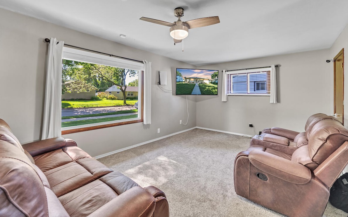 3201 67th St, Milwaukee WI  53219-4218 exterior