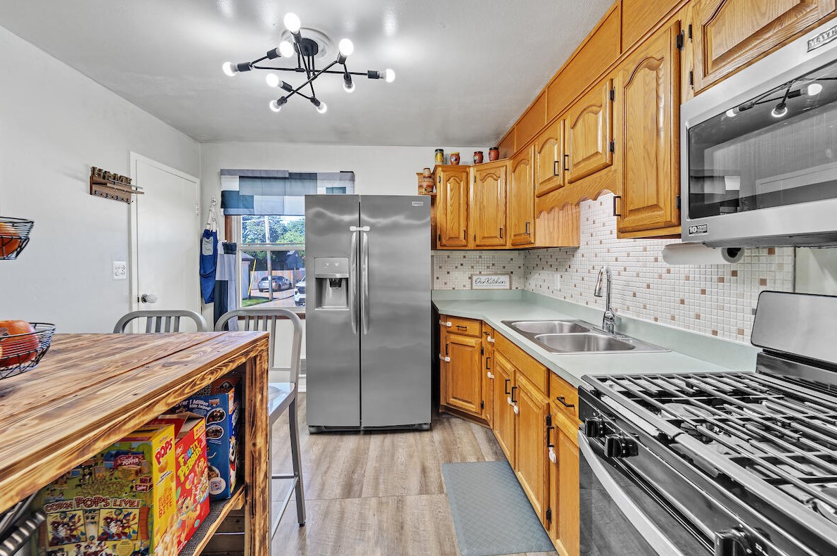 3201 67th St, Milwaukee WI  53219-4218 exterior