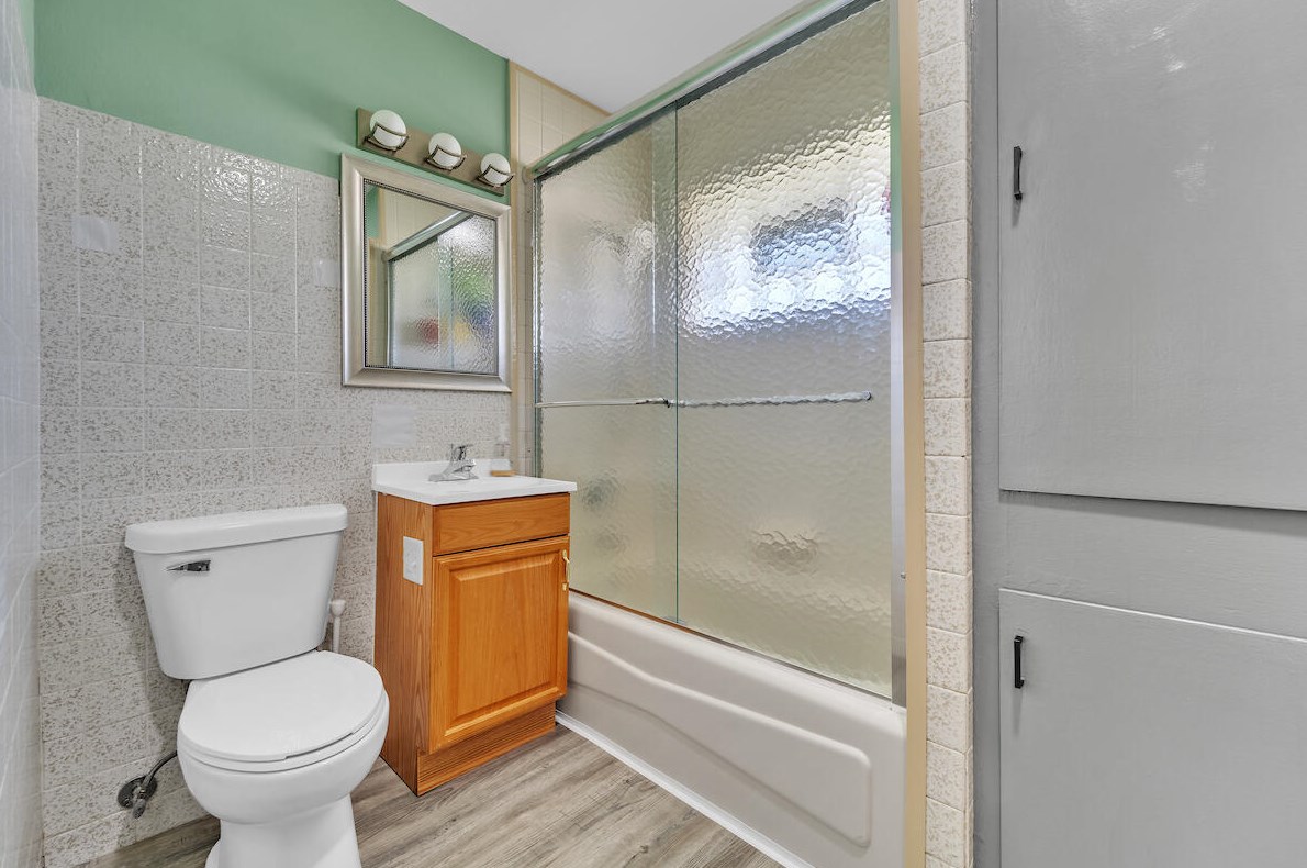 3201 67th St, Milwaukee WI  53219-4218 exterior