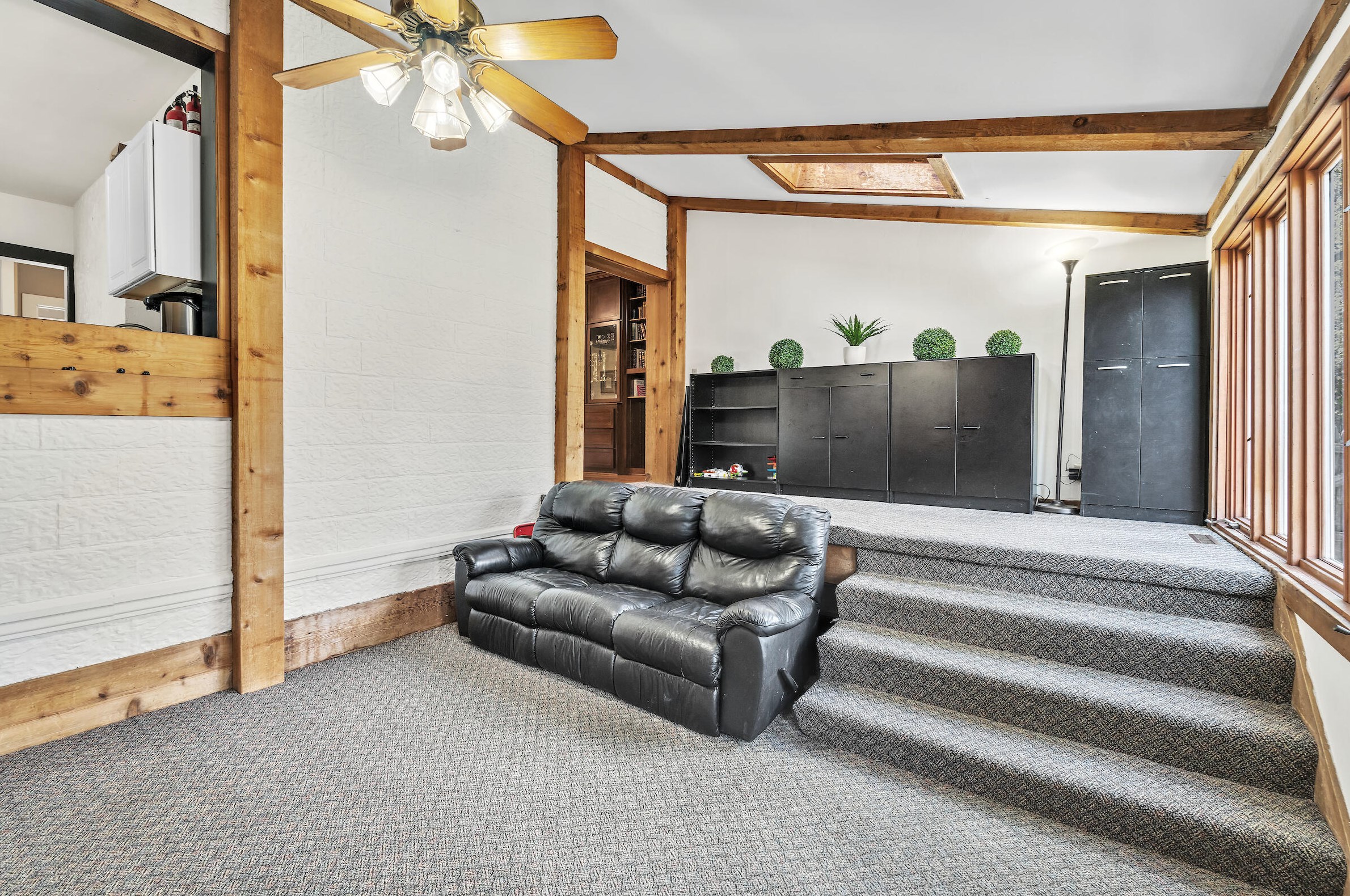 3315 Hackett Ave, Milwaukee WI  53211-2944 exterior