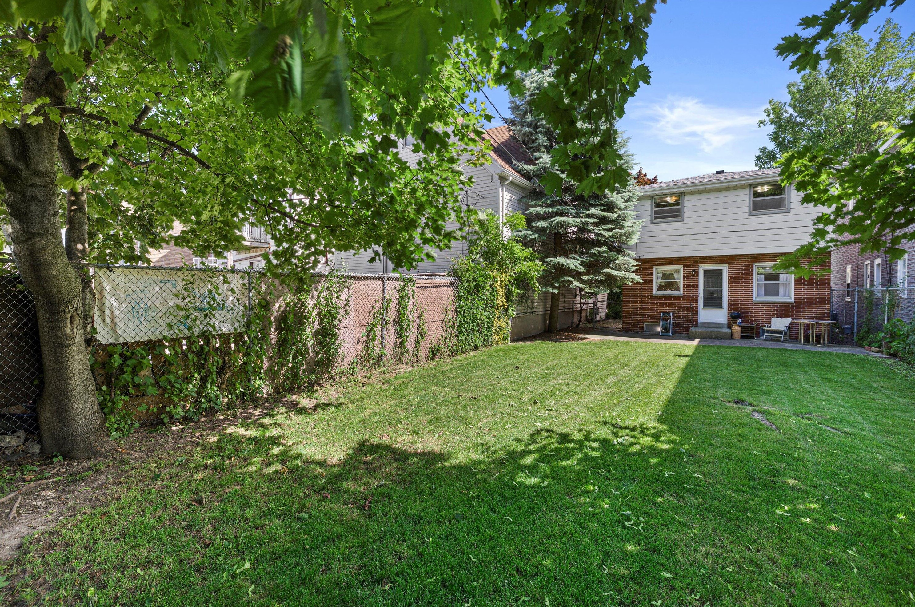 3804 E Edgerton Ave, Cudahy, WI 53110