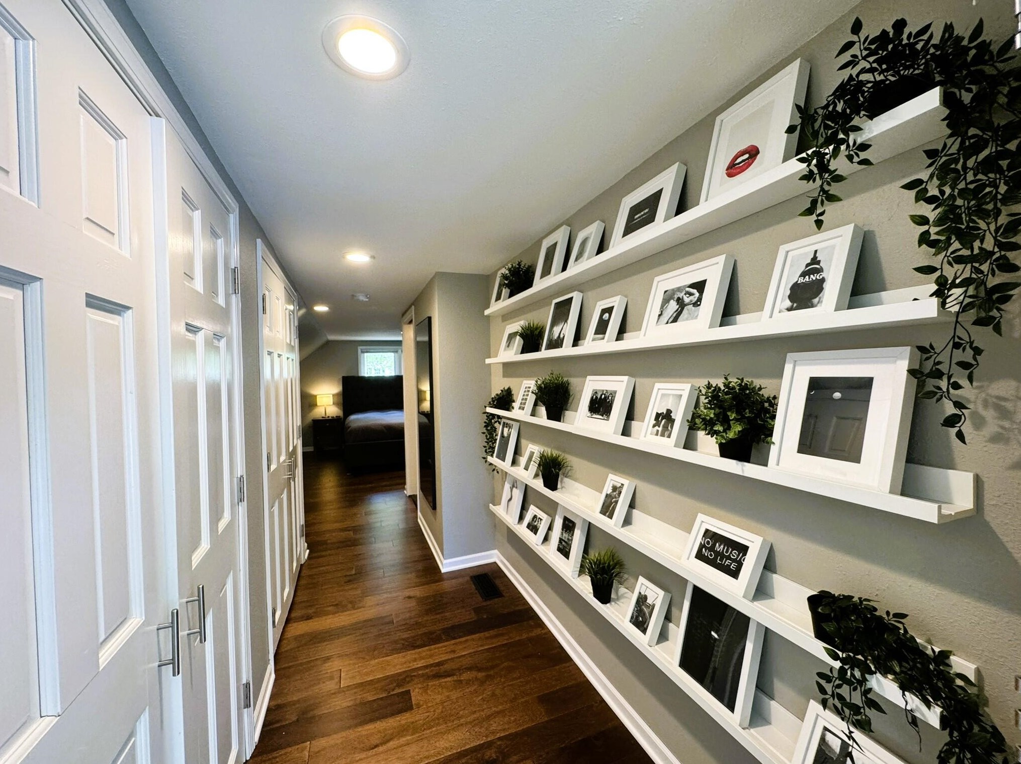 3821 Logan Ave, Milwaukee WI  53207-3947 exterior