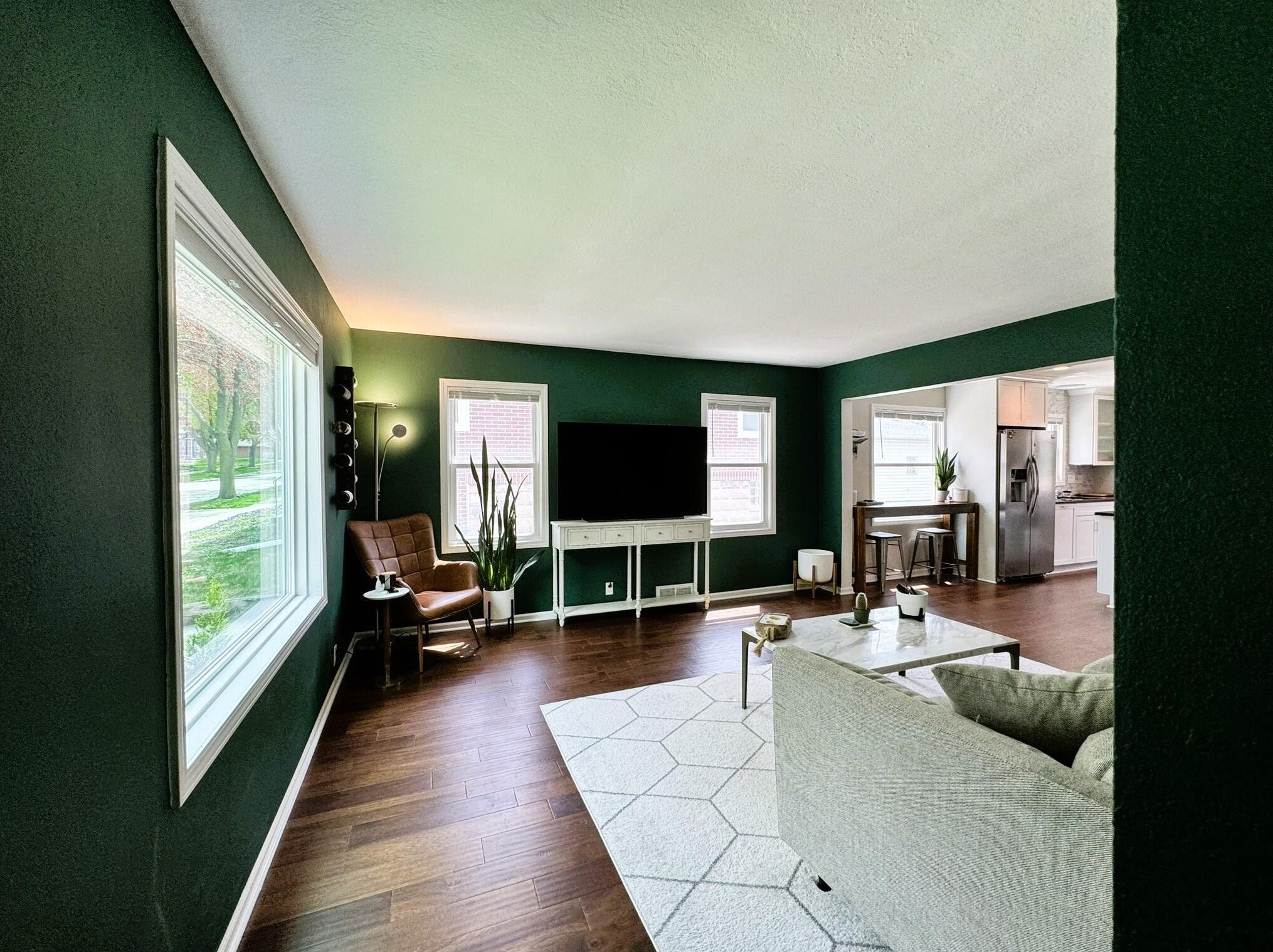 3821 Logan Ave, Milwaukee WI  53207-3947 exterior