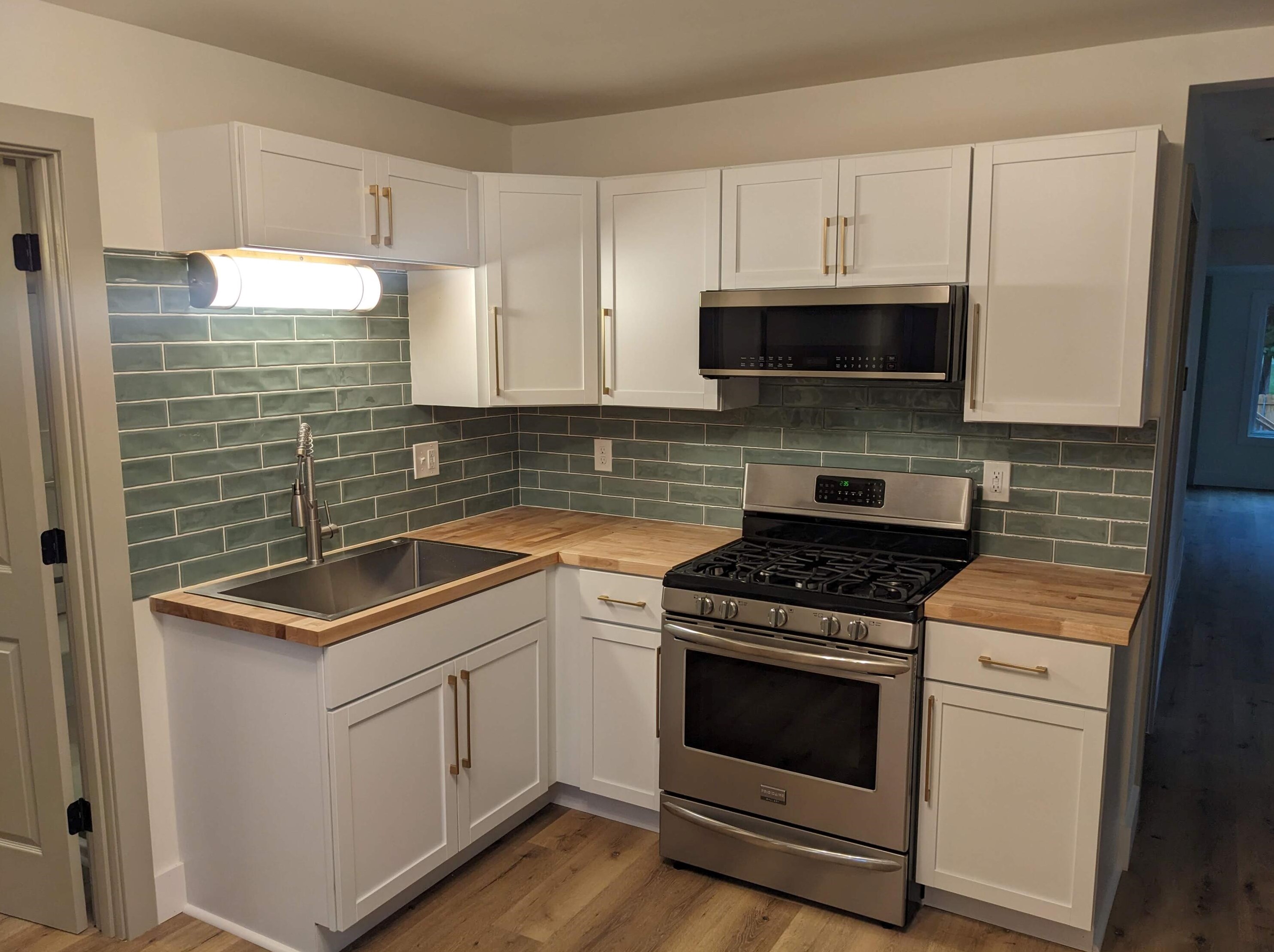 535 63, Milwaukee WI 53220-3005 exterior