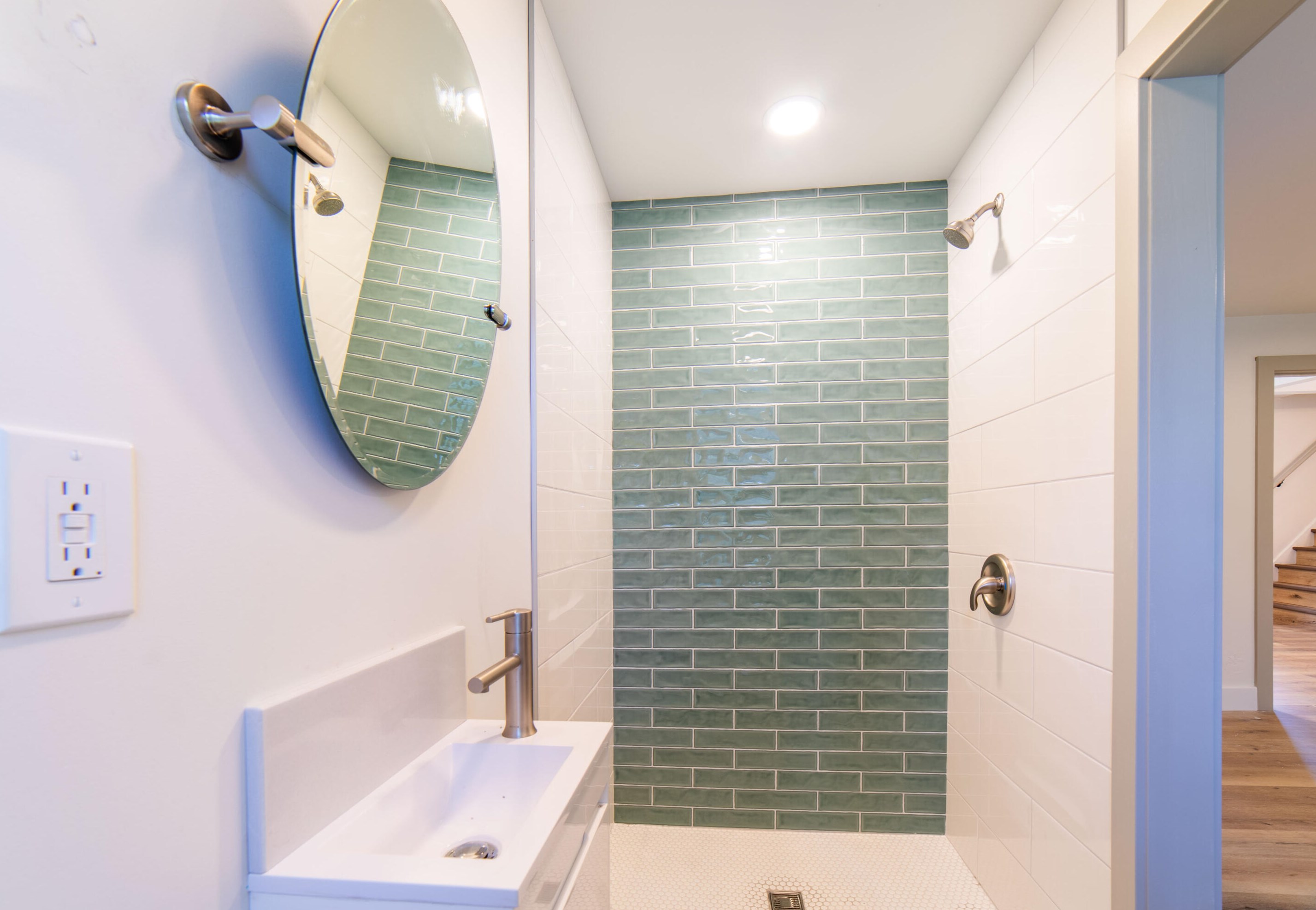 535 63, Milwaukee WI 53220-3005 exterior