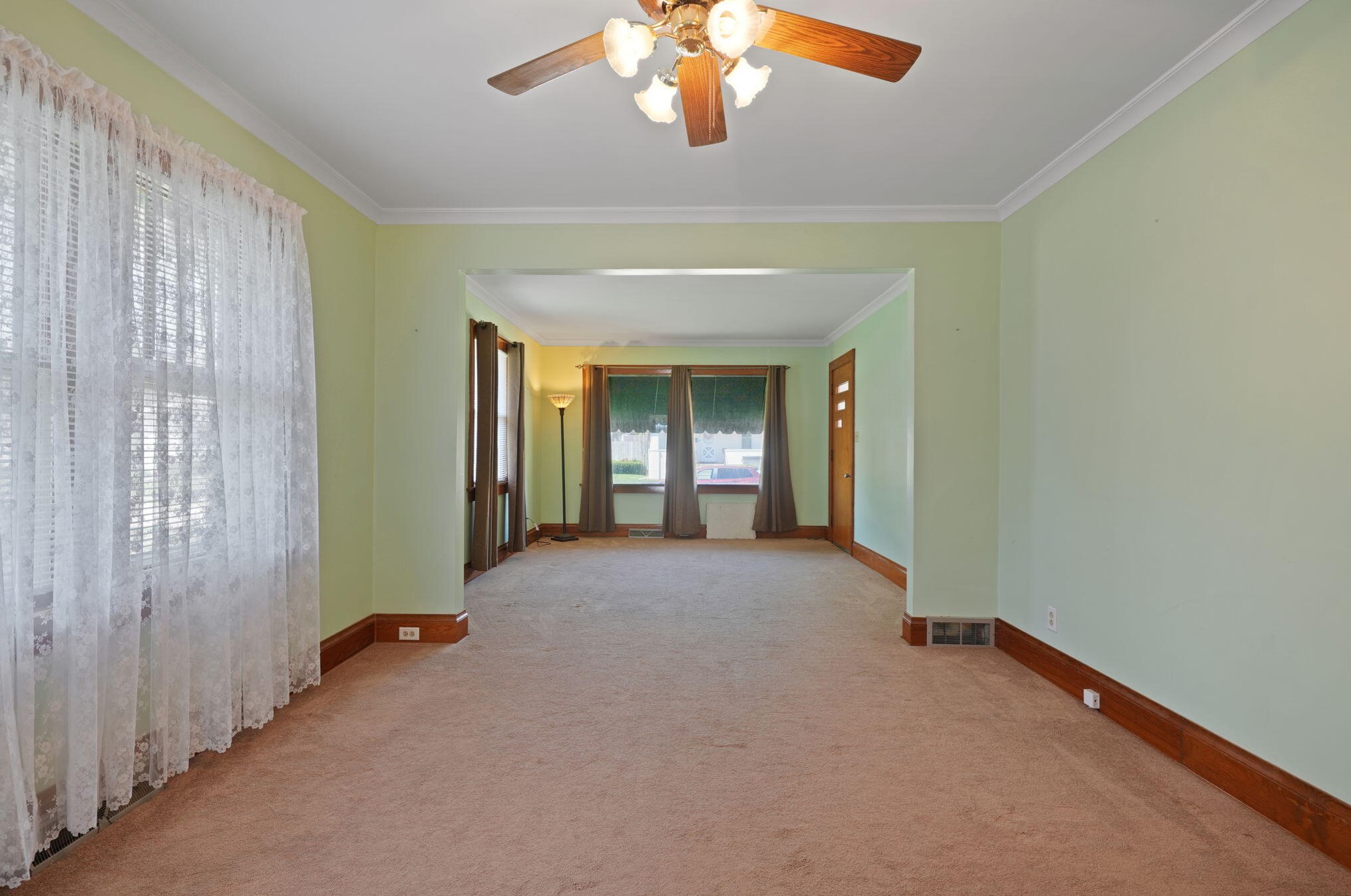 6917 38 Ave, Kenosha WI 53158-4117 exterior