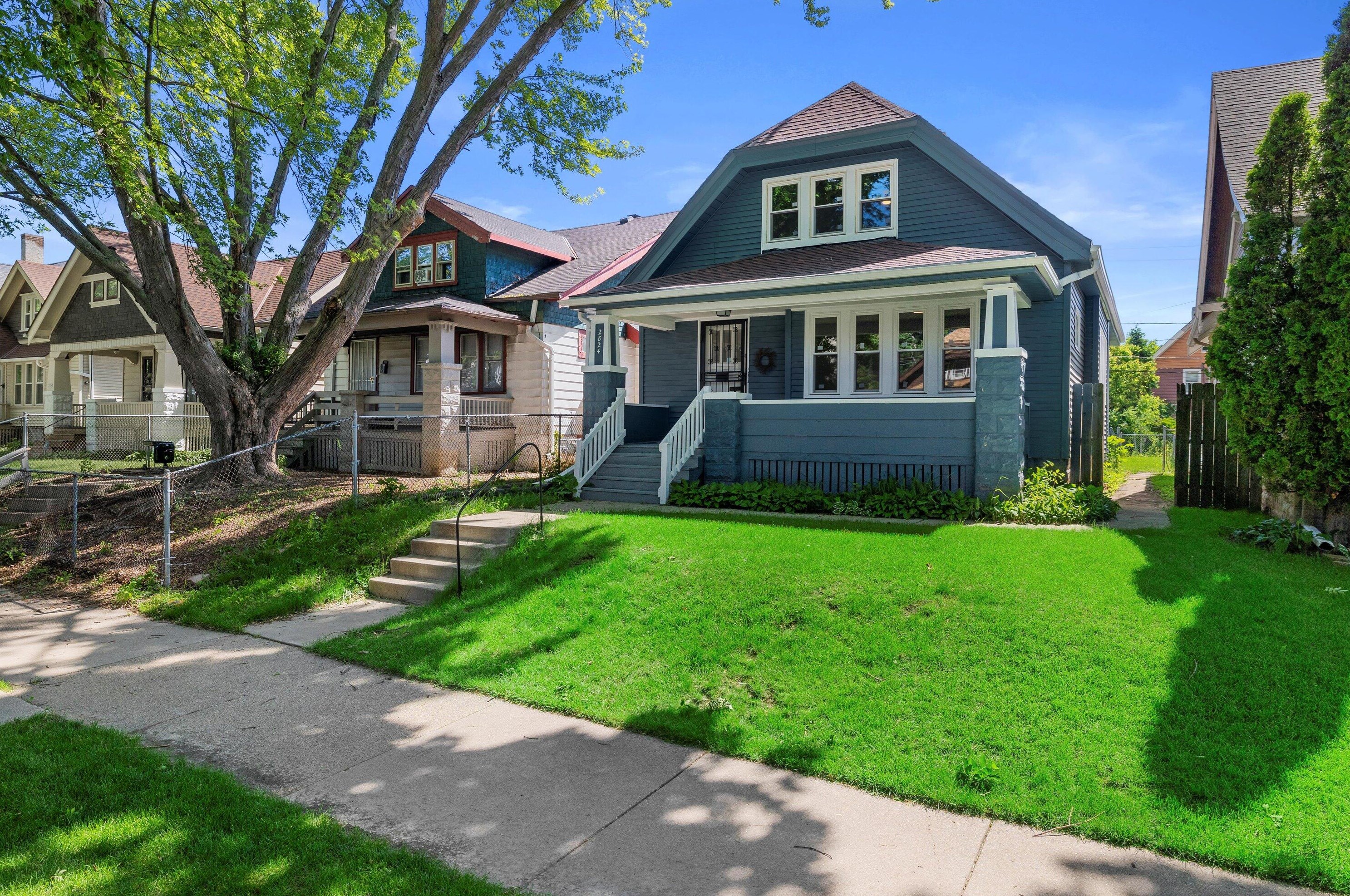 2824 36, Milwaukee WI 53210-1924 exterior