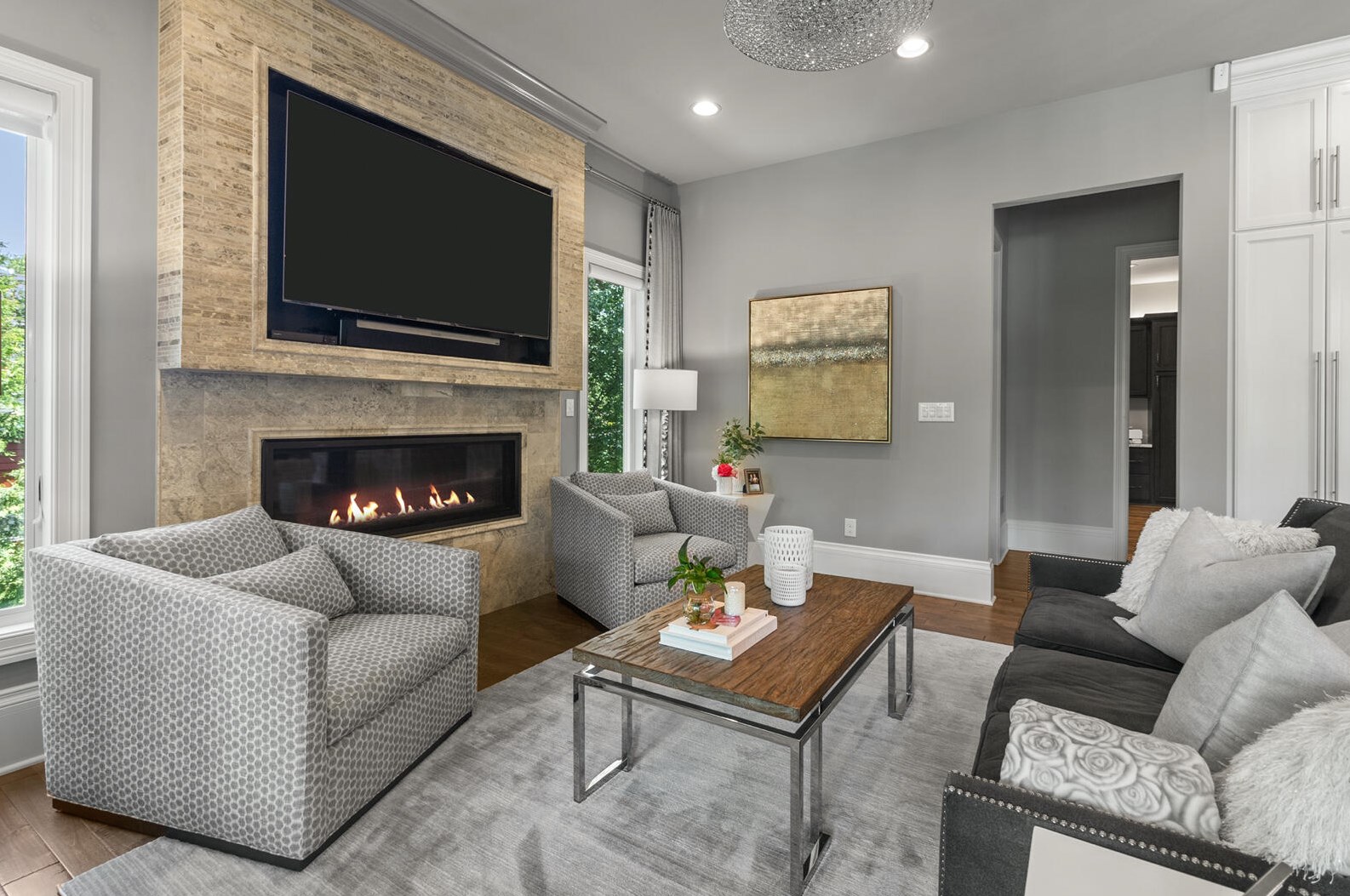 2307 Nagawicka Rd, Chenequa WI 53029-8805 exterior