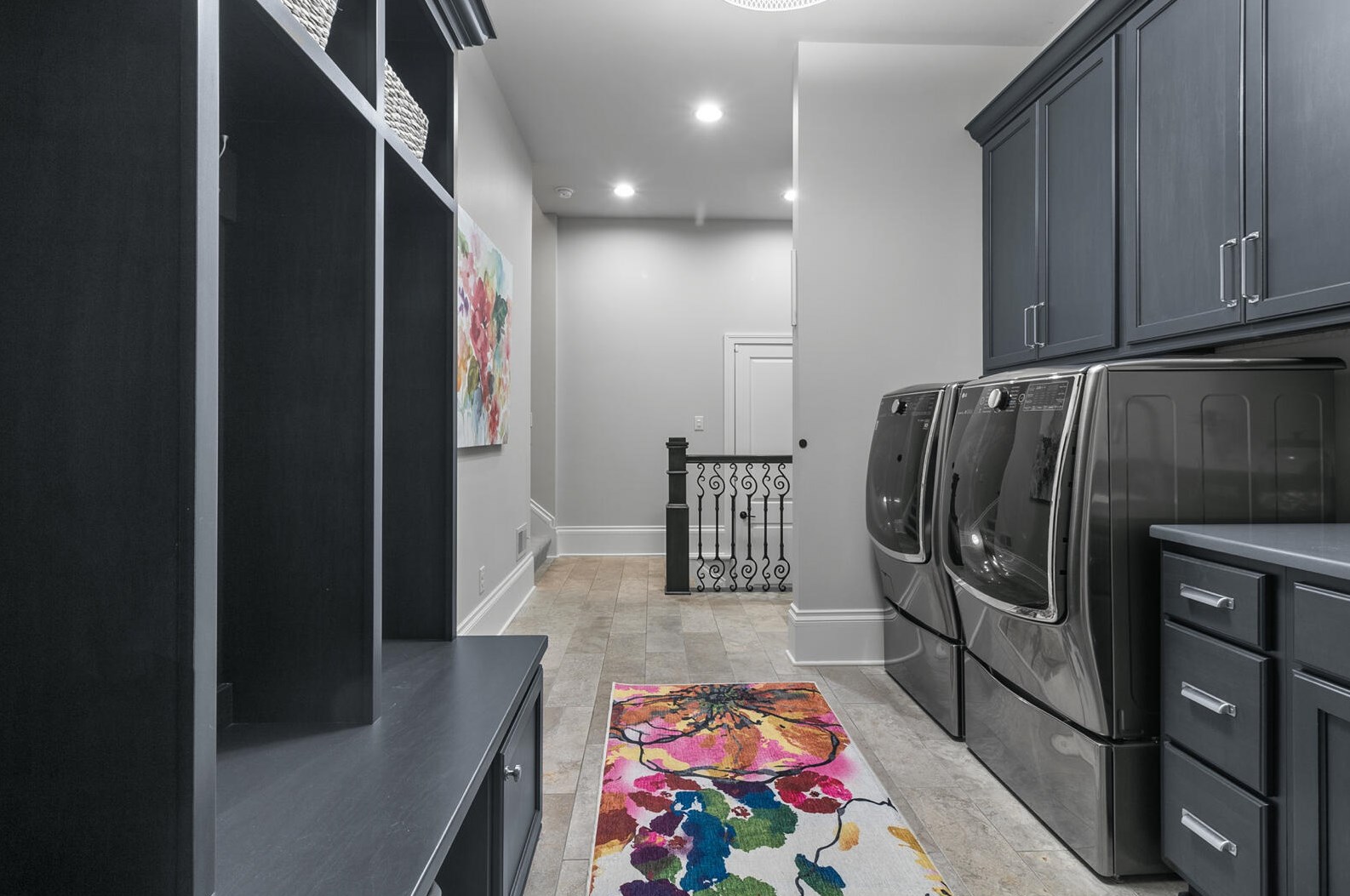 2307 Nagawicka Rd, Chenequa WI 53029-8805 exterior