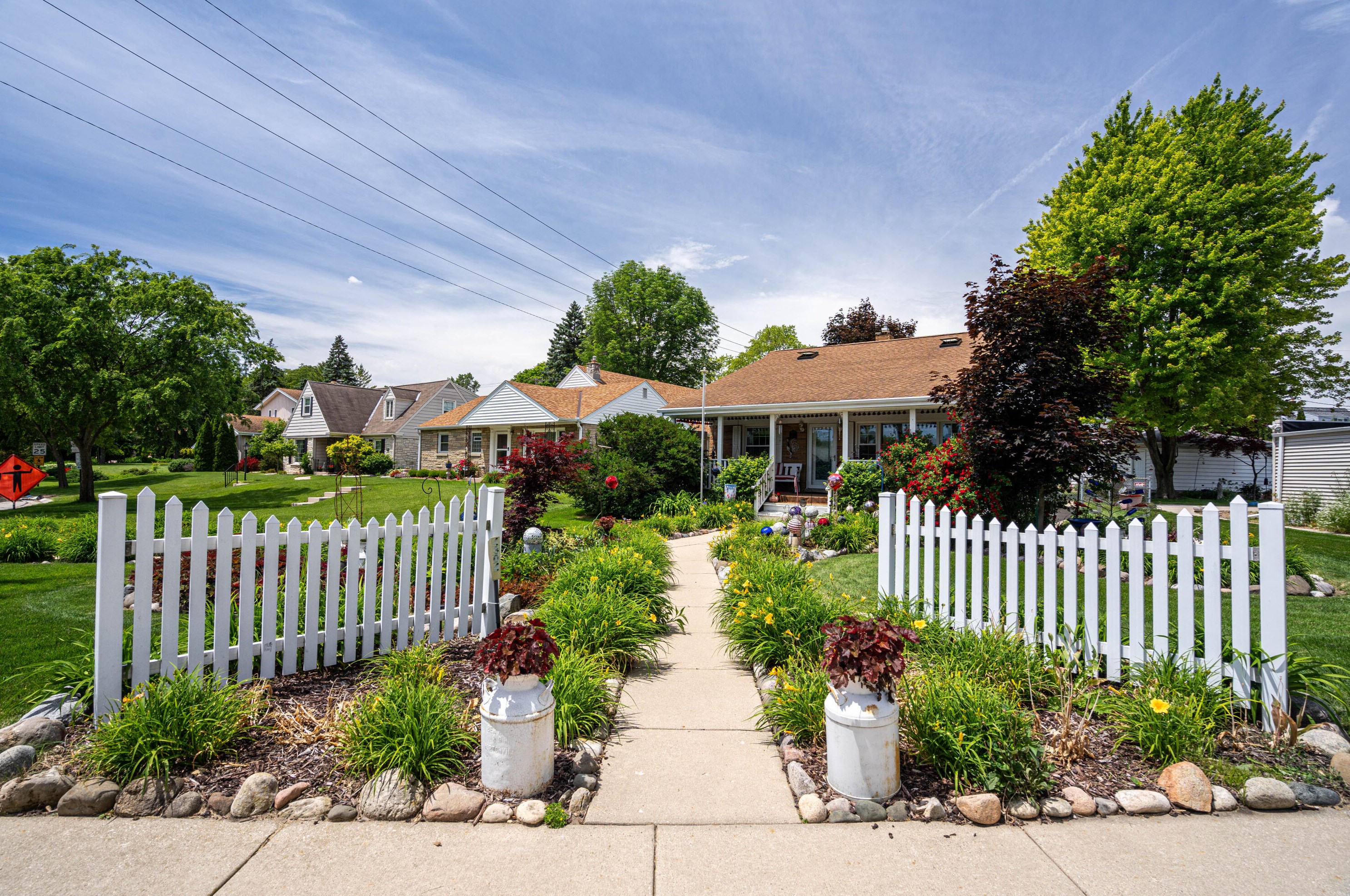 4304 Anthony Dr, Milwaukee, WI 53219-4827