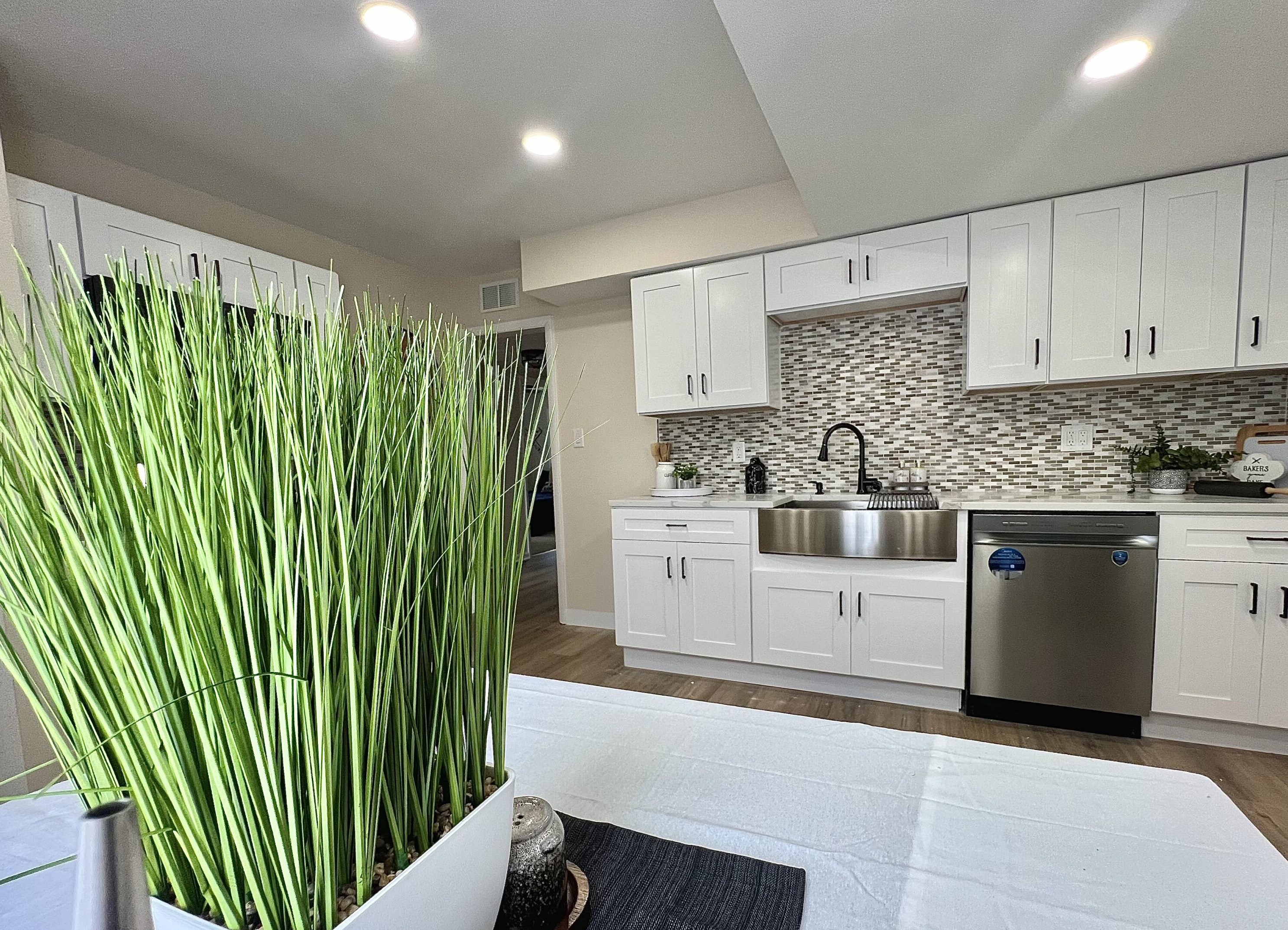 3826 81, Milwaukee WI 53220-1019 exterior