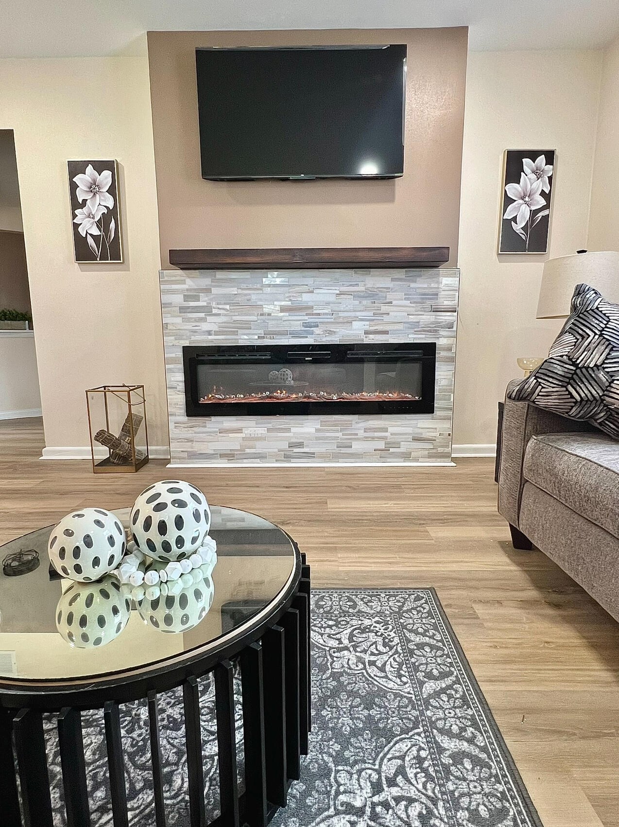 3826 81, Milwaukee WI 53220-1019 exterior