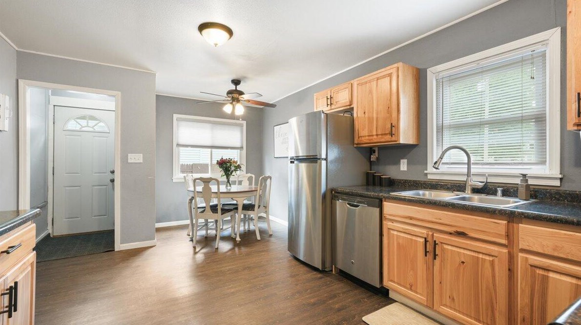 1633 Wood St, La Crosse WI  54603-2240 exterior